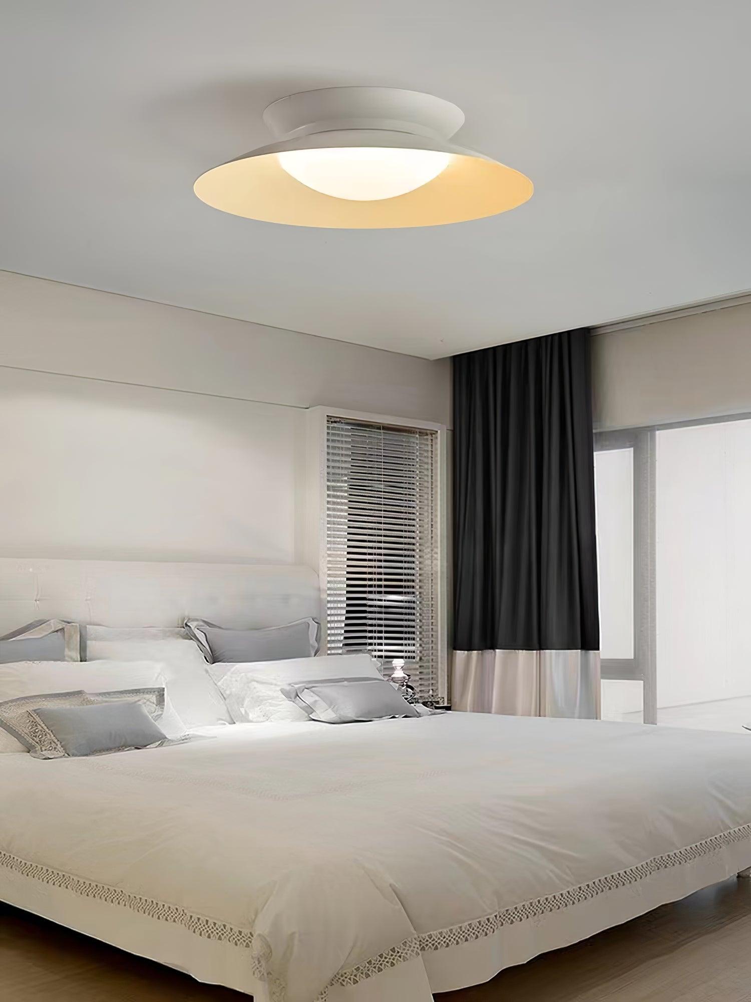 Zezoraris Metal Ceiling Light - Neutralighting