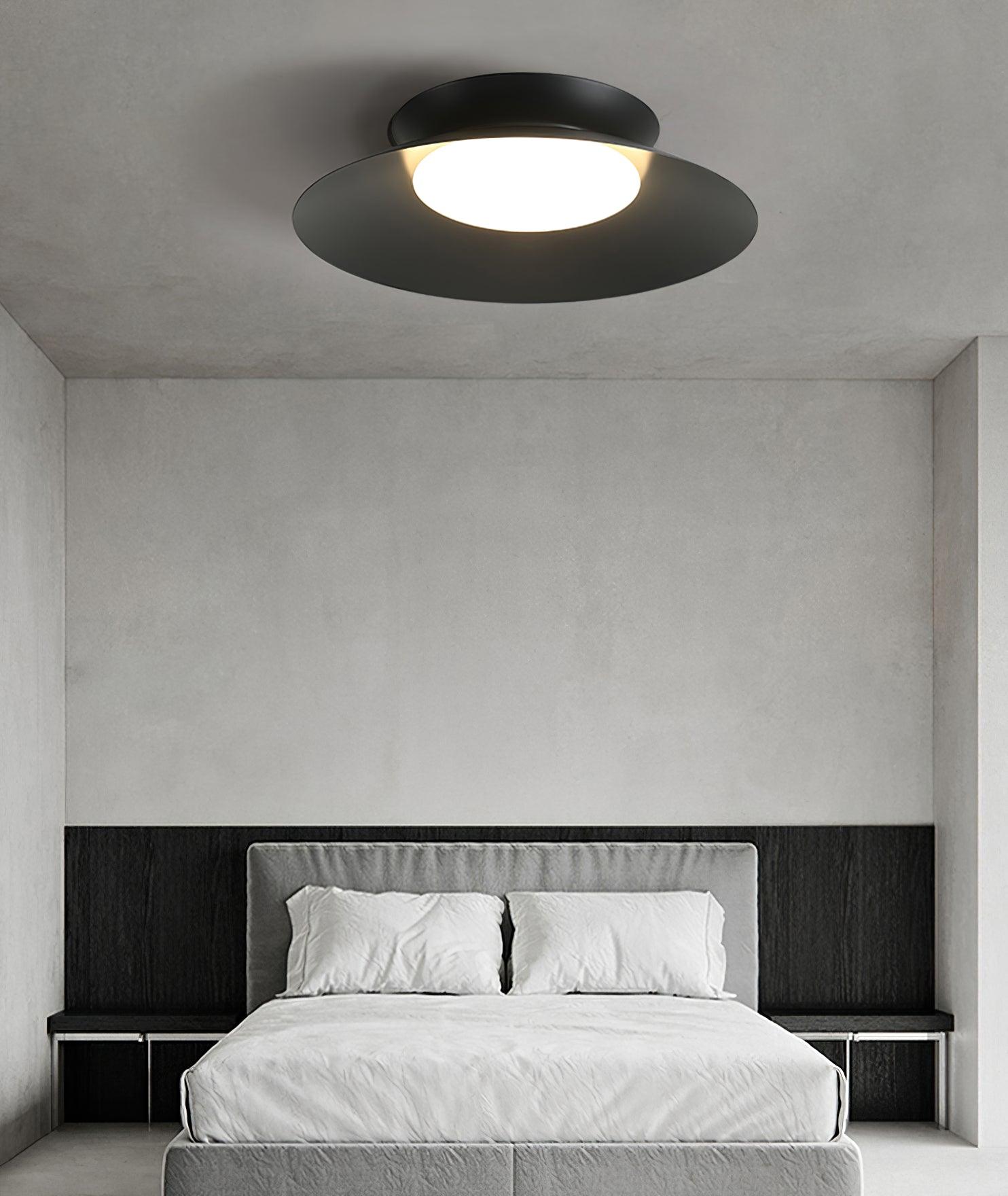 Zezoraris Metal Ceiling Light - Neutralighting