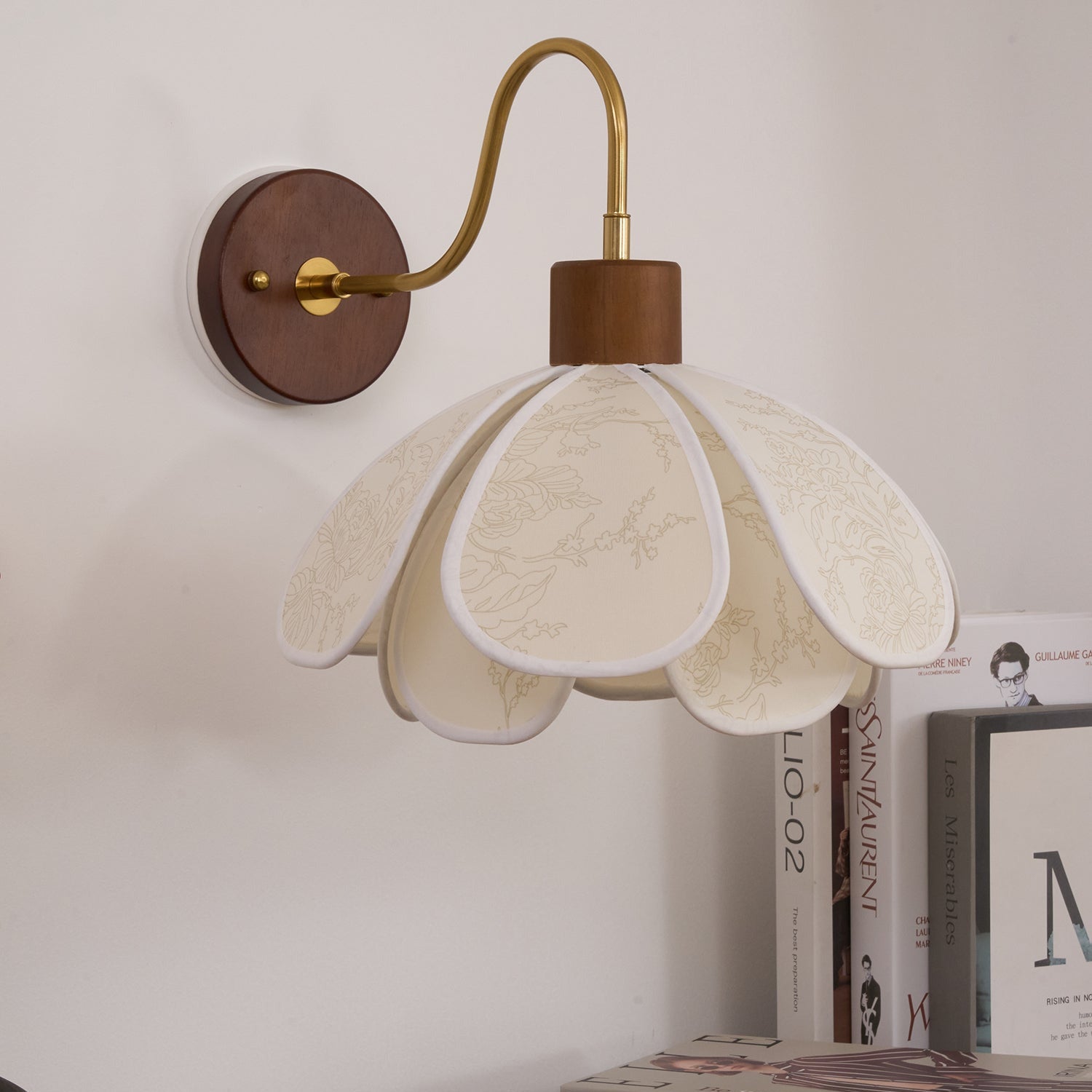 Yuki Wall Lamp Floral Wood Fabirc - Neutralighting