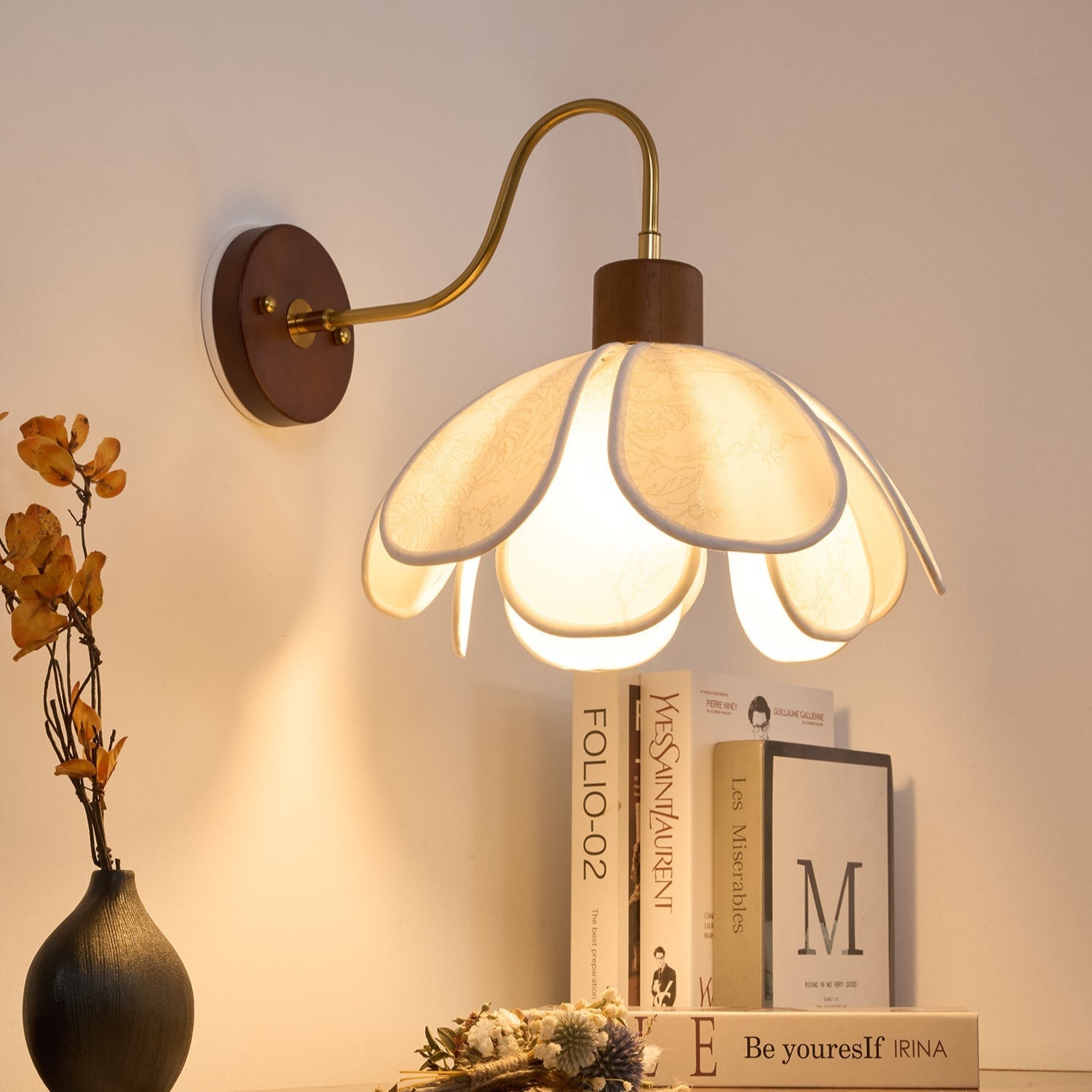 Yuki Wall Lamp Floral Wood Fabirc - Neutralighting
