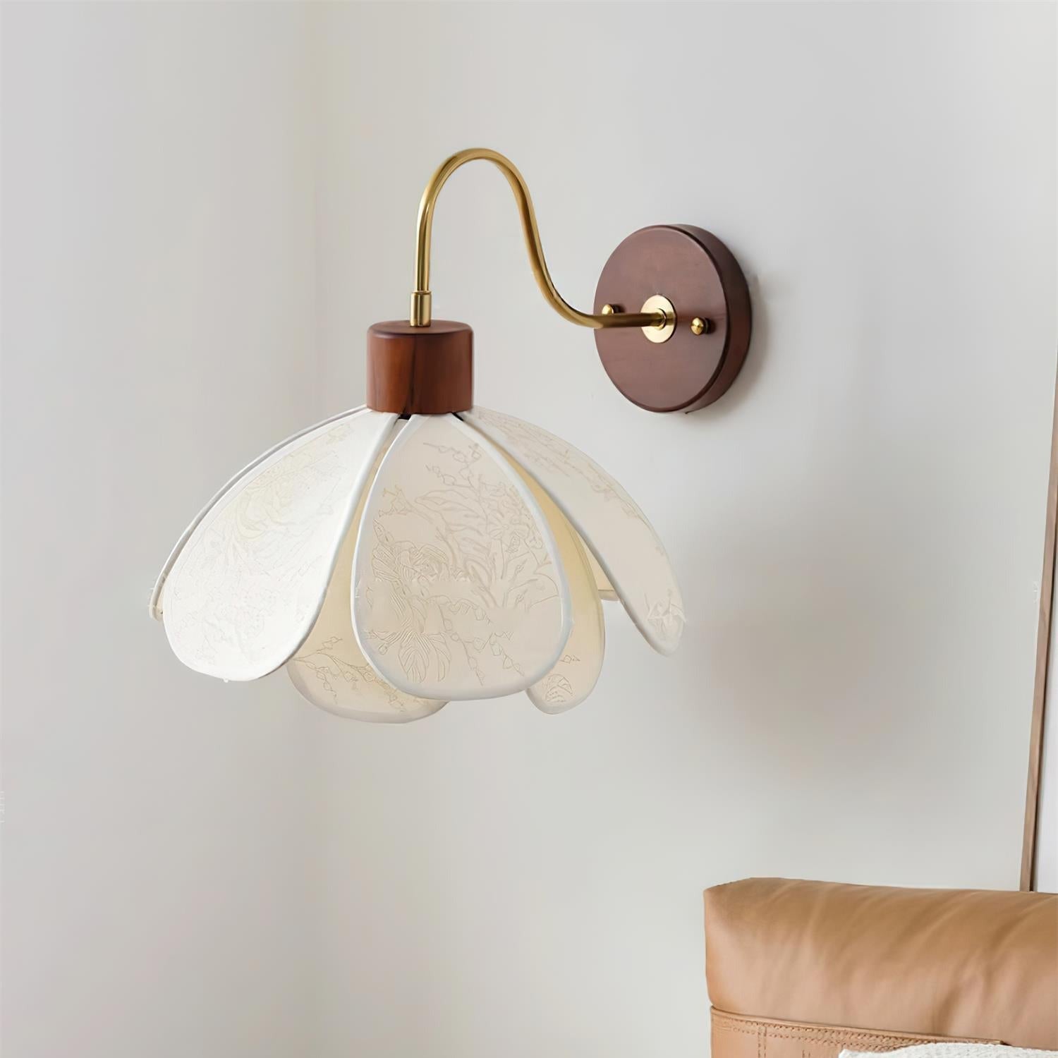 Yuki Wall Lamp Floral Wood Fabirc - Neutralighting