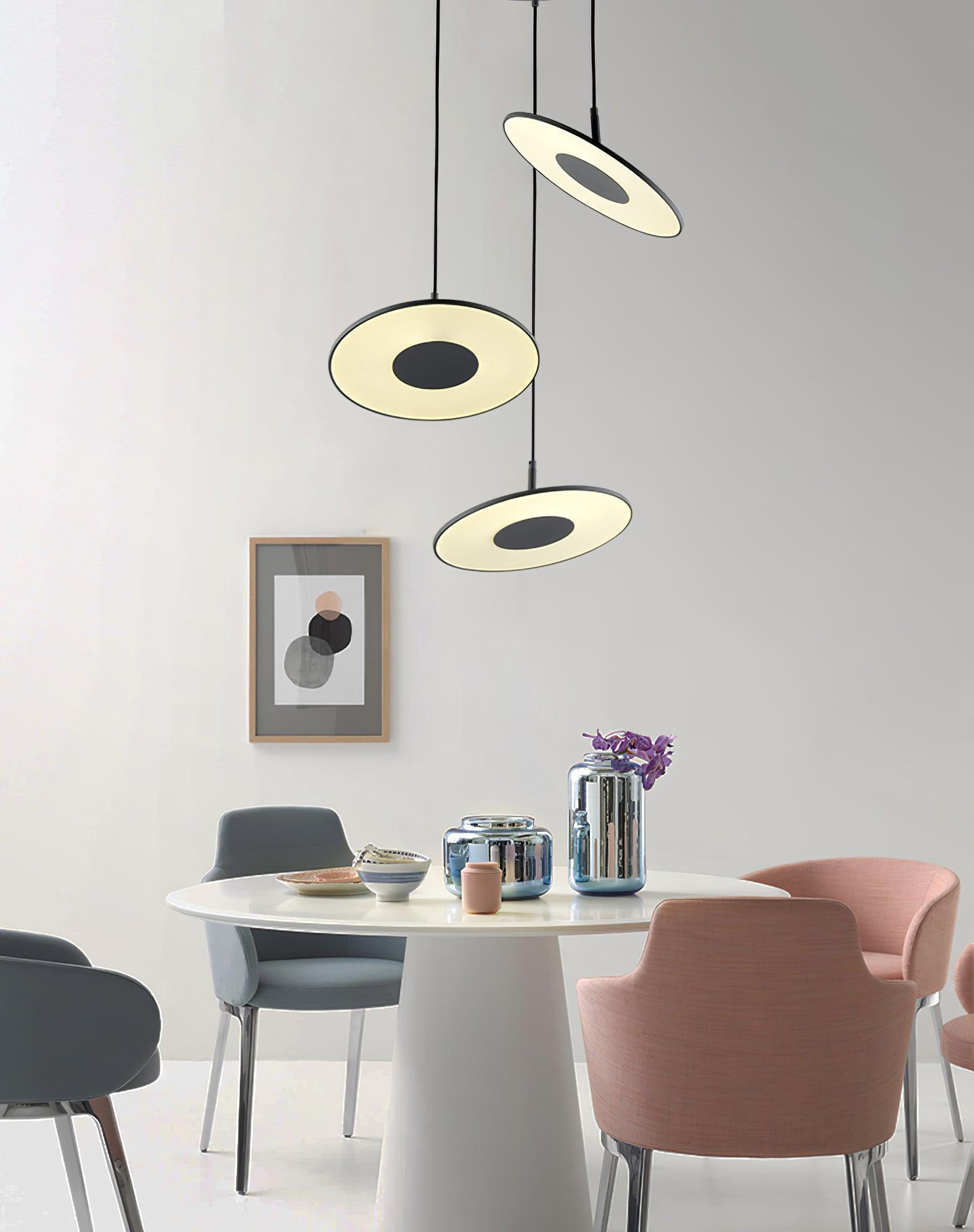 Vosolus Minimalist Metal Pendant Light - Neutralighting