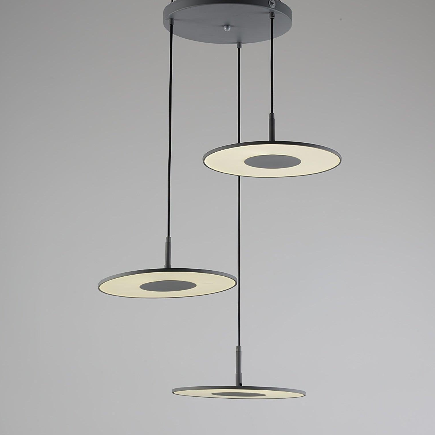 Vosolus Minimalist Metal Pendant Light - Neutralighting