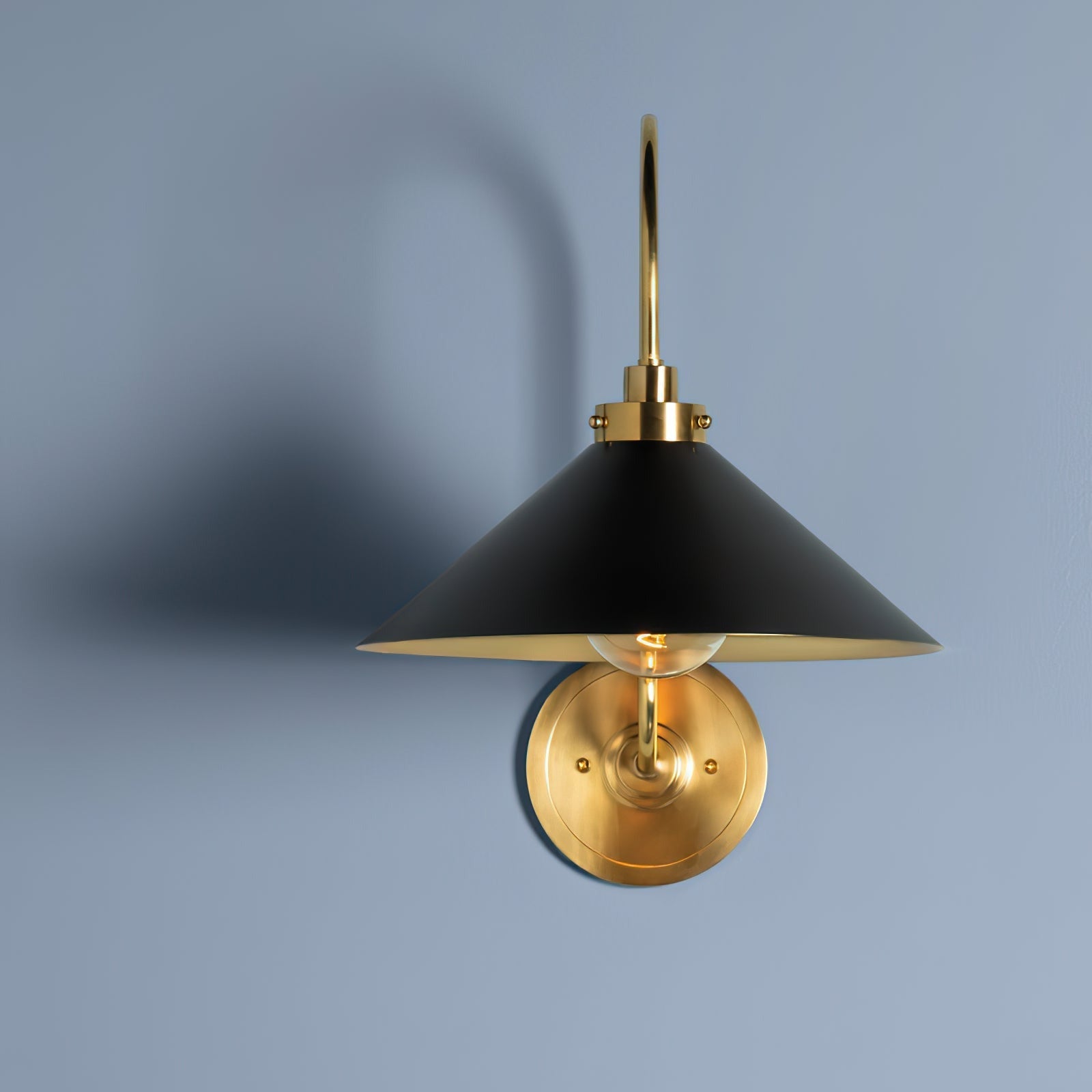 Helena Vintage Indoor Wall Lamp Brass - Neutralighting