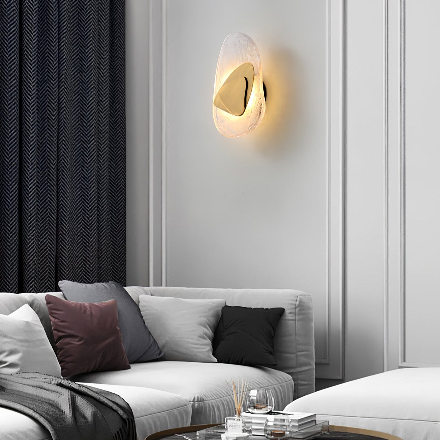 Beatrice Artistic Black Glass Wall Lamp - Neutralighting