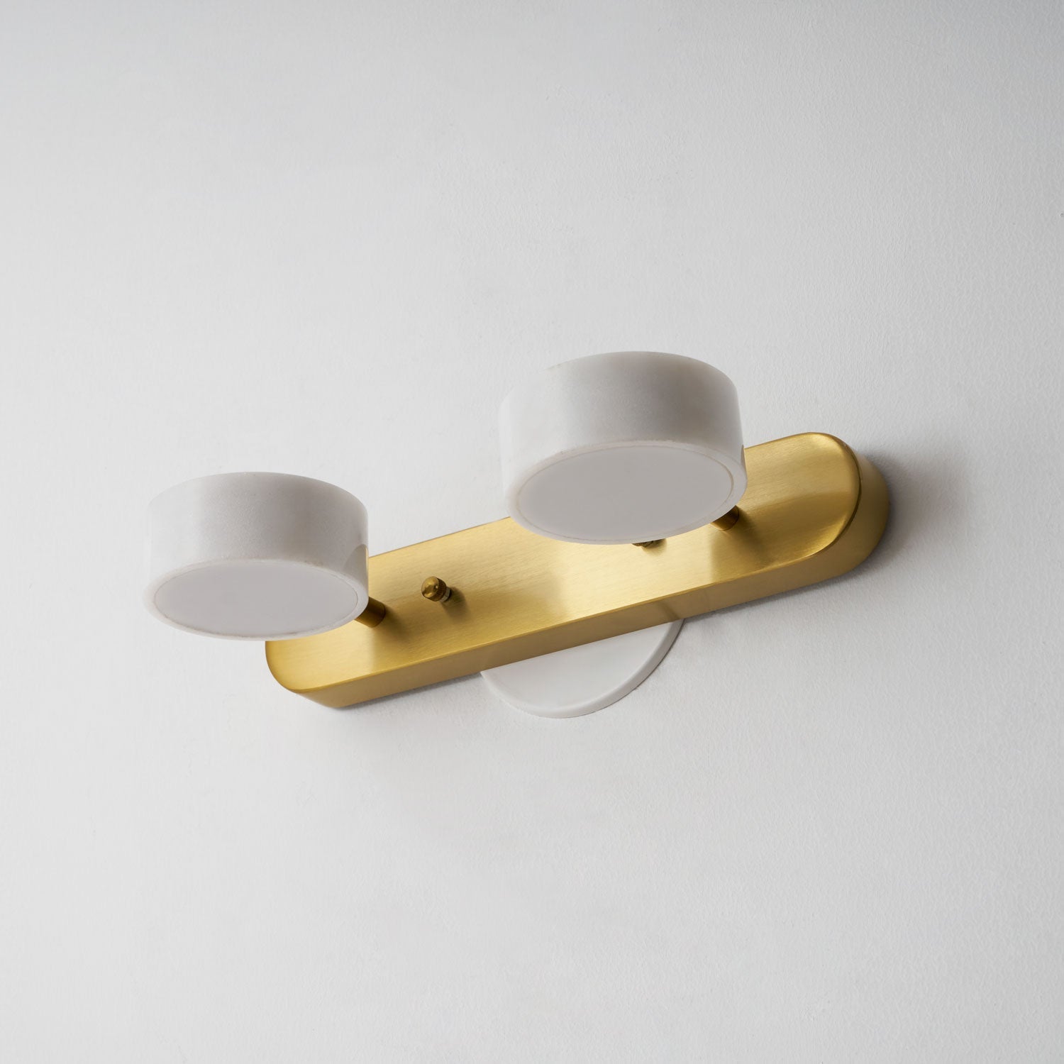 Orshaa Linear Travertine Vanity Light - Neutralighting