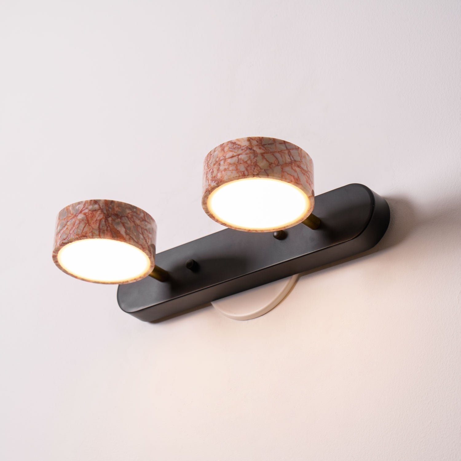 Orshaa Linear Travertine Vanity Light - Neutralighting