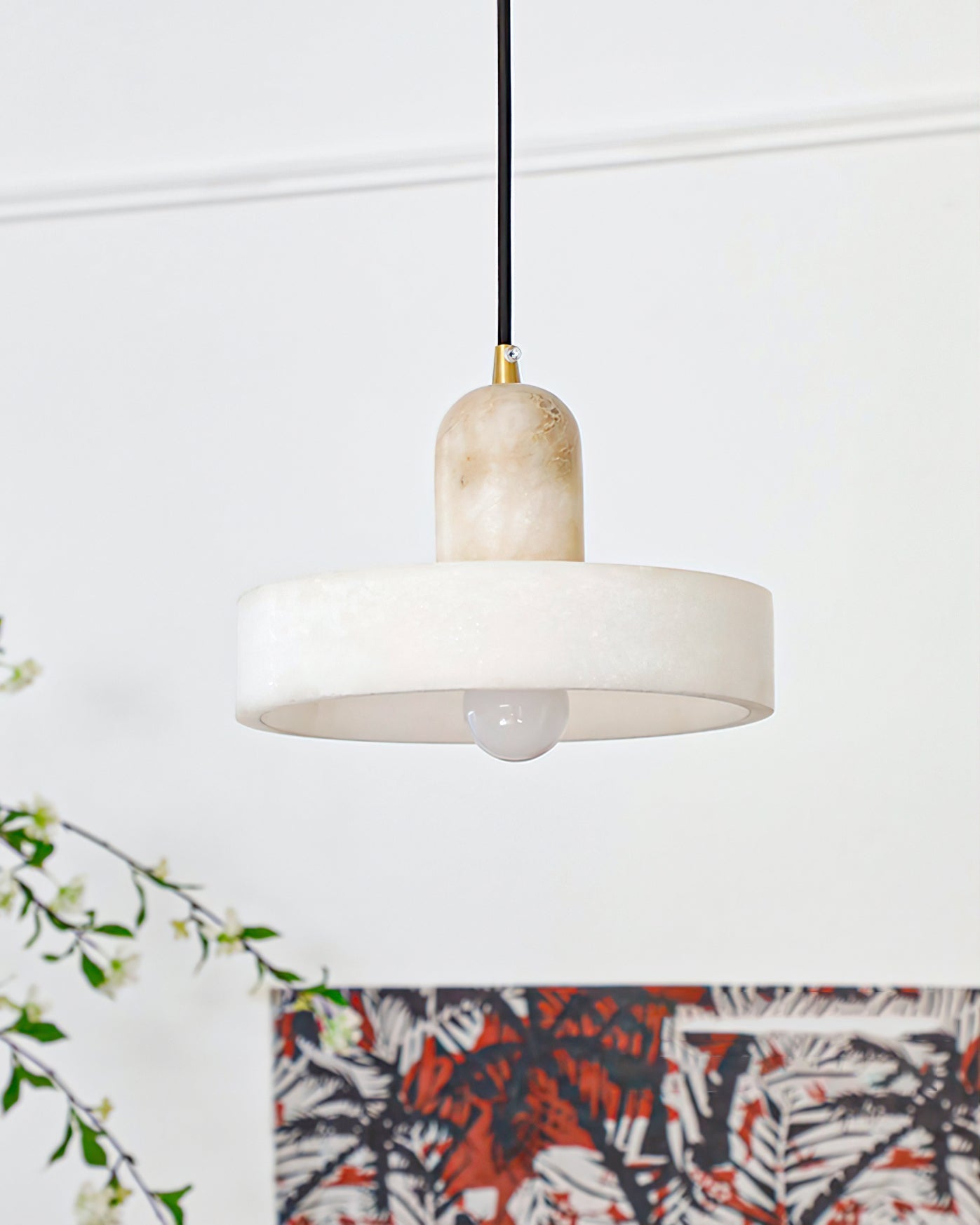 Luste Disc Orb Alabaster Pendant Light - Neutralighting