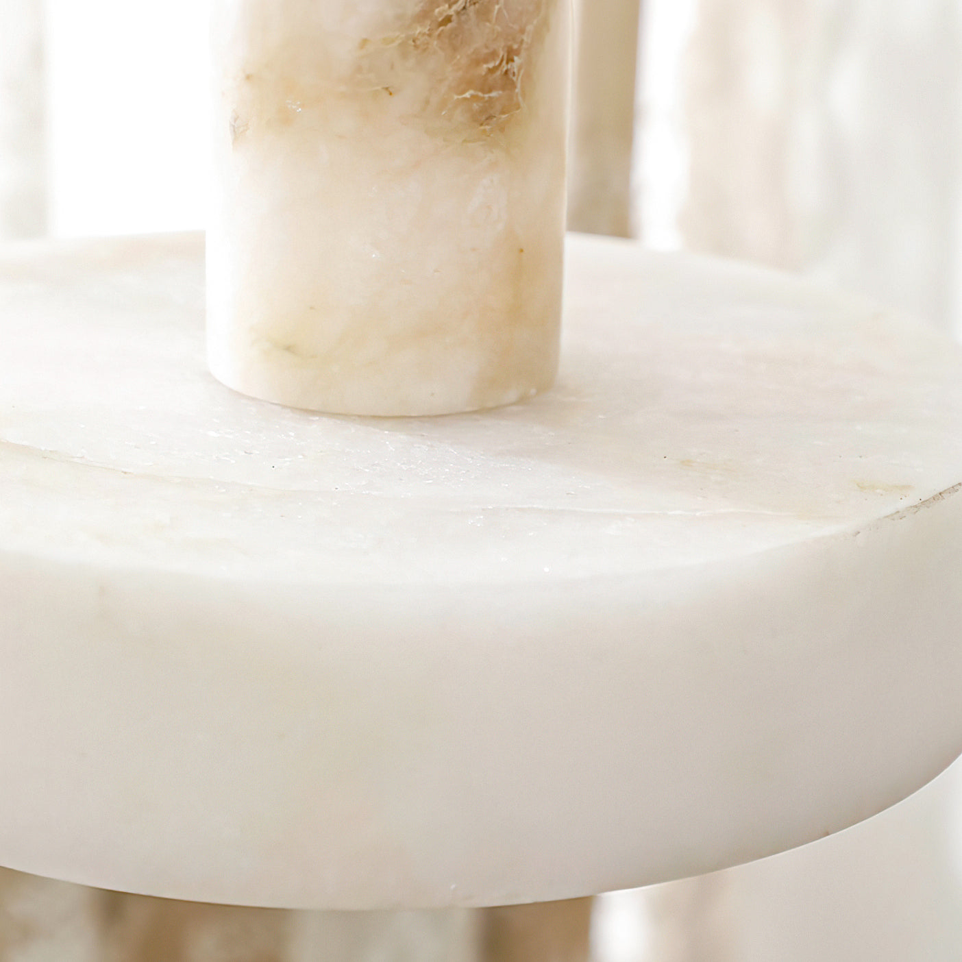 Luste Disc Orb Alabaster Pendant Light - Neutralighting