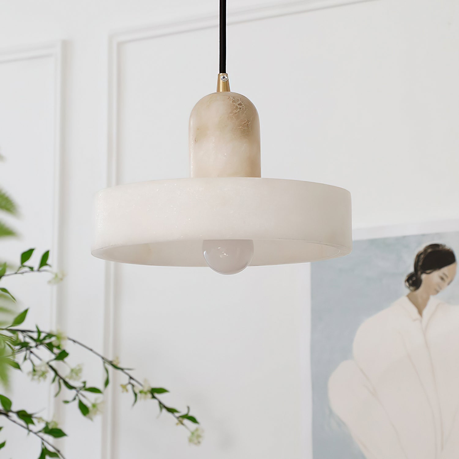 Luste Disc Orb Alabaster Pendant Light - Neutralighting