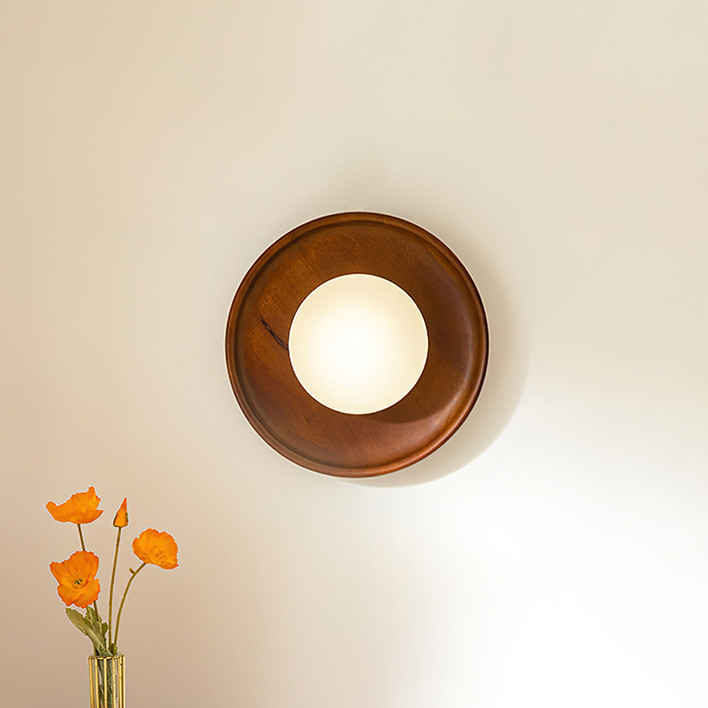 Novin Wooden Wall Lamp - Neutralighting