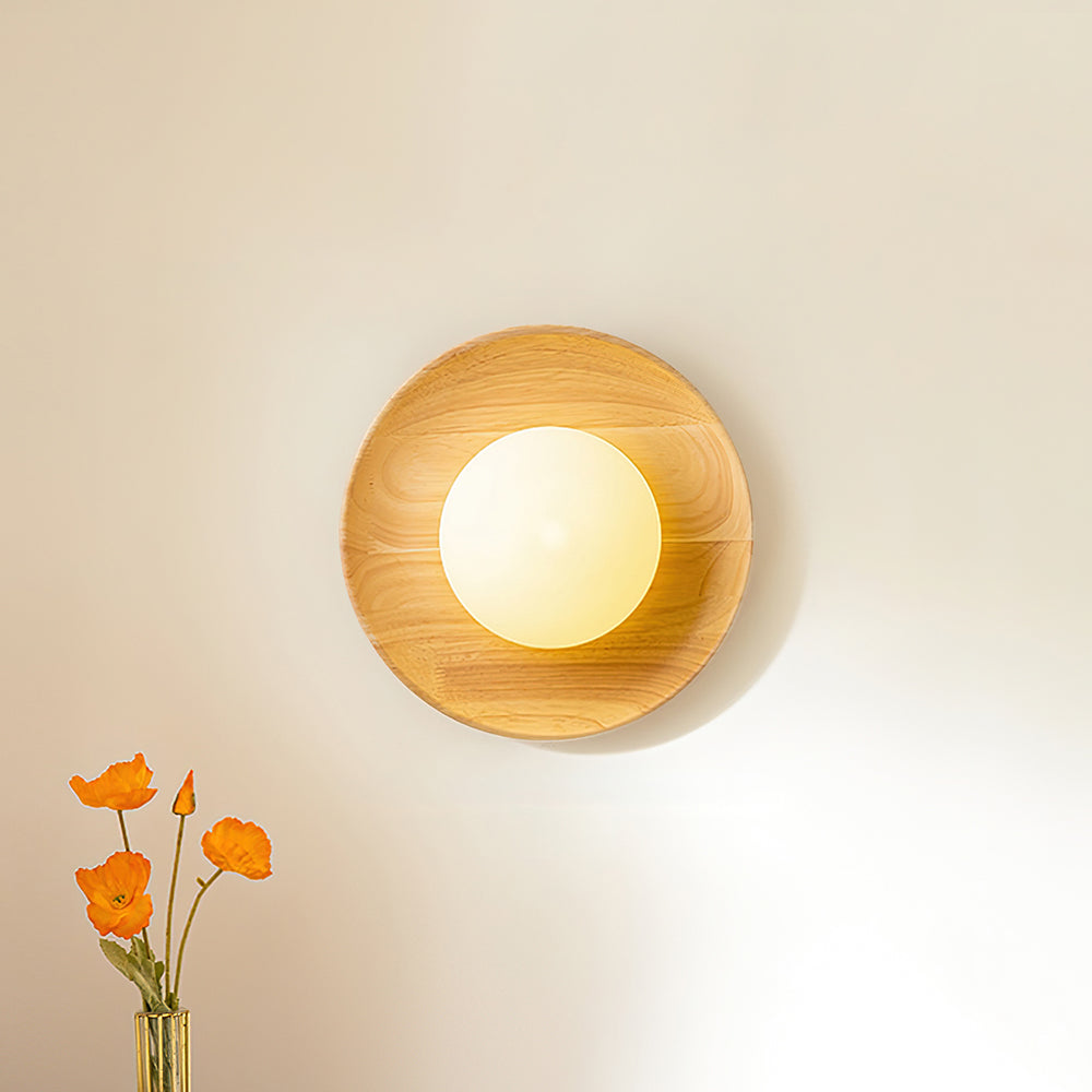 Novin Wooden Wall Lamp - Neutralighting