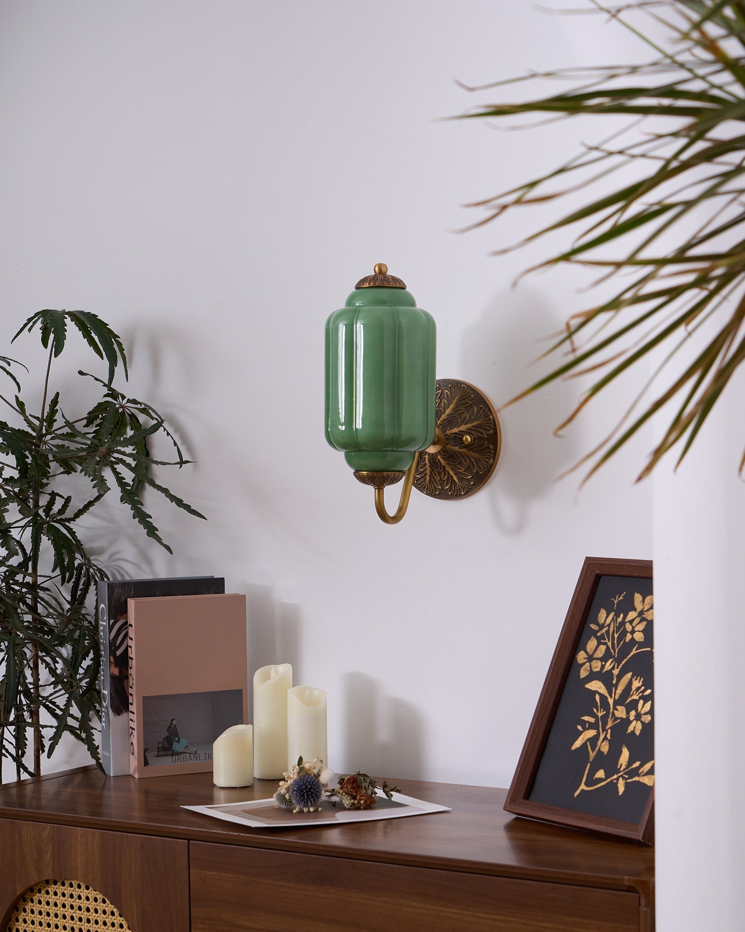 Melvane Vintage Pink Glass Wall Sconce - Neutralighting