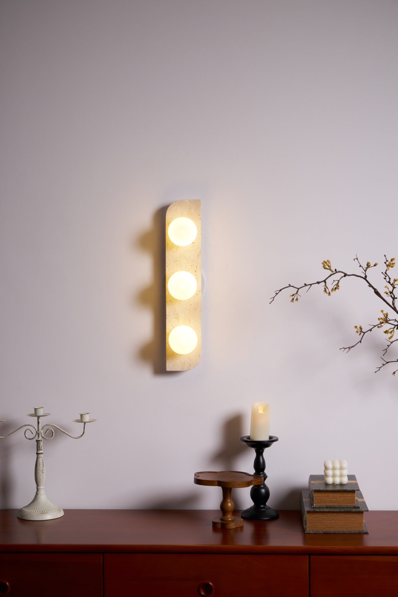 Alsilis Minimalist Travertine Wall Light - Neutralighting