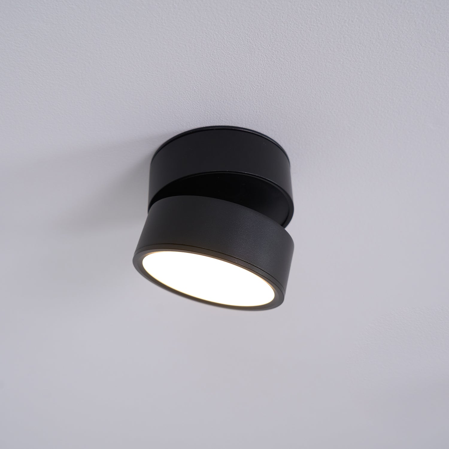 Venn Surface Recessed Light Spot - Neutralighting