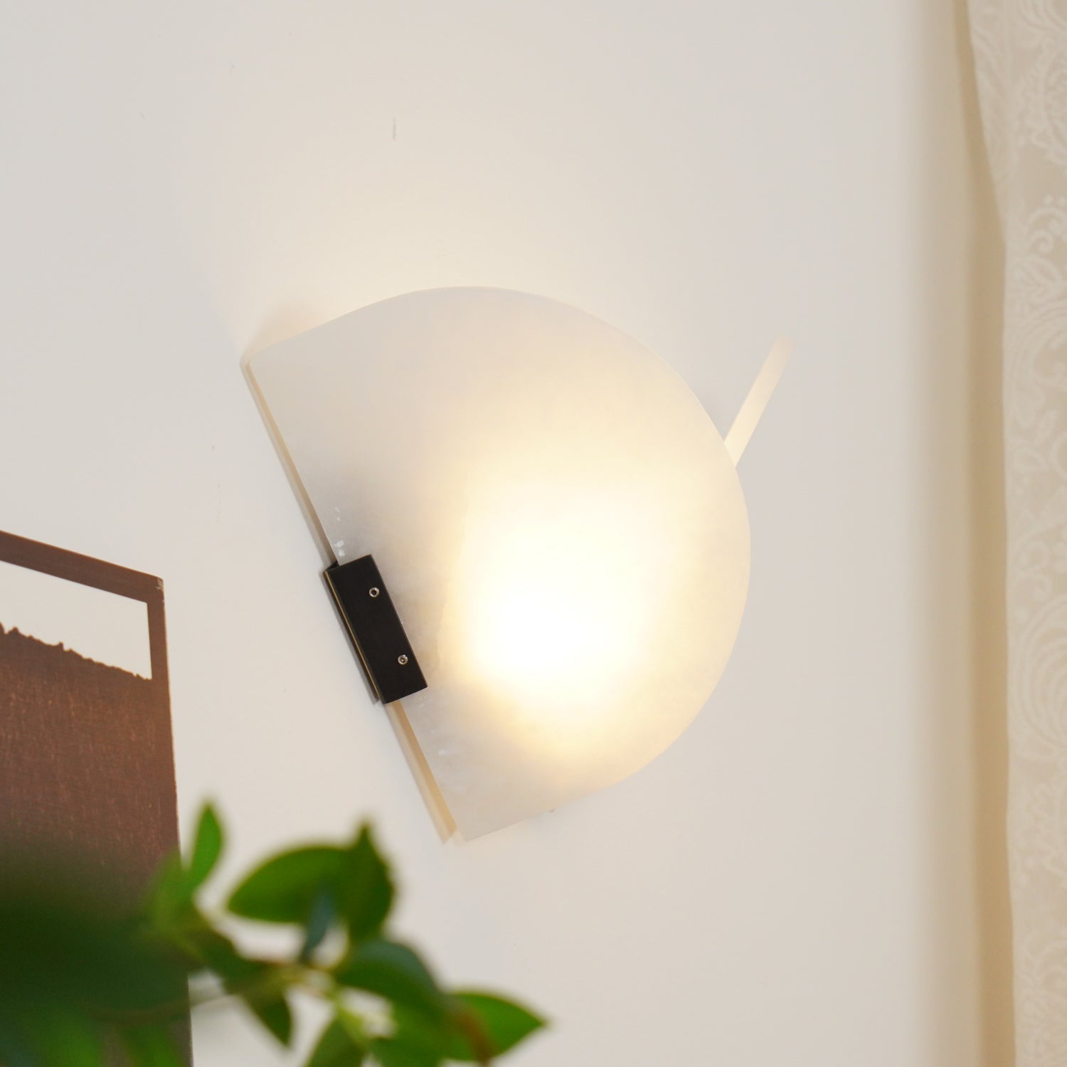 Cevelaris Heart Alabaster Wall Light - Neutralighting