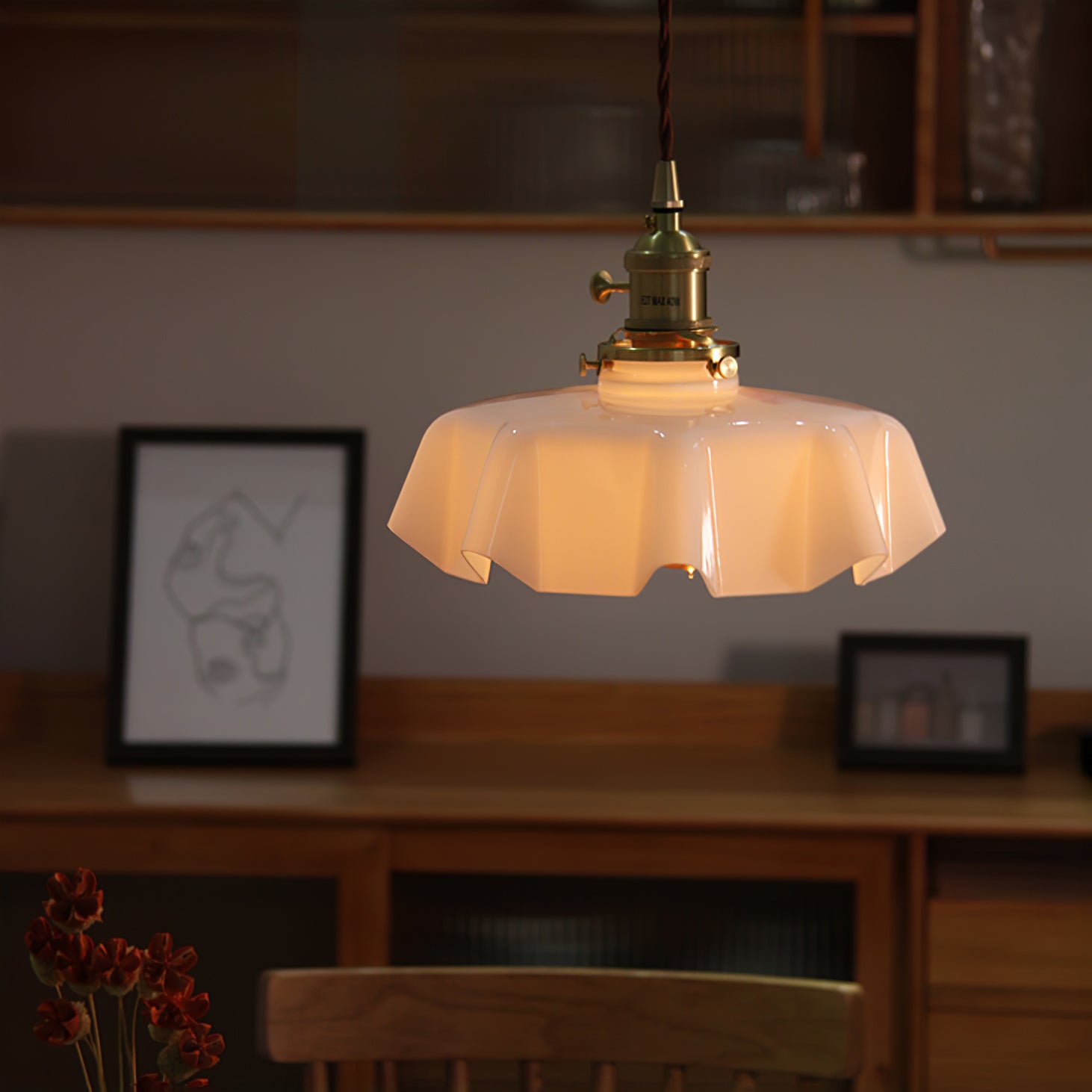 Civen Farmhouse Ruffled Pendant Light - Neutralighting