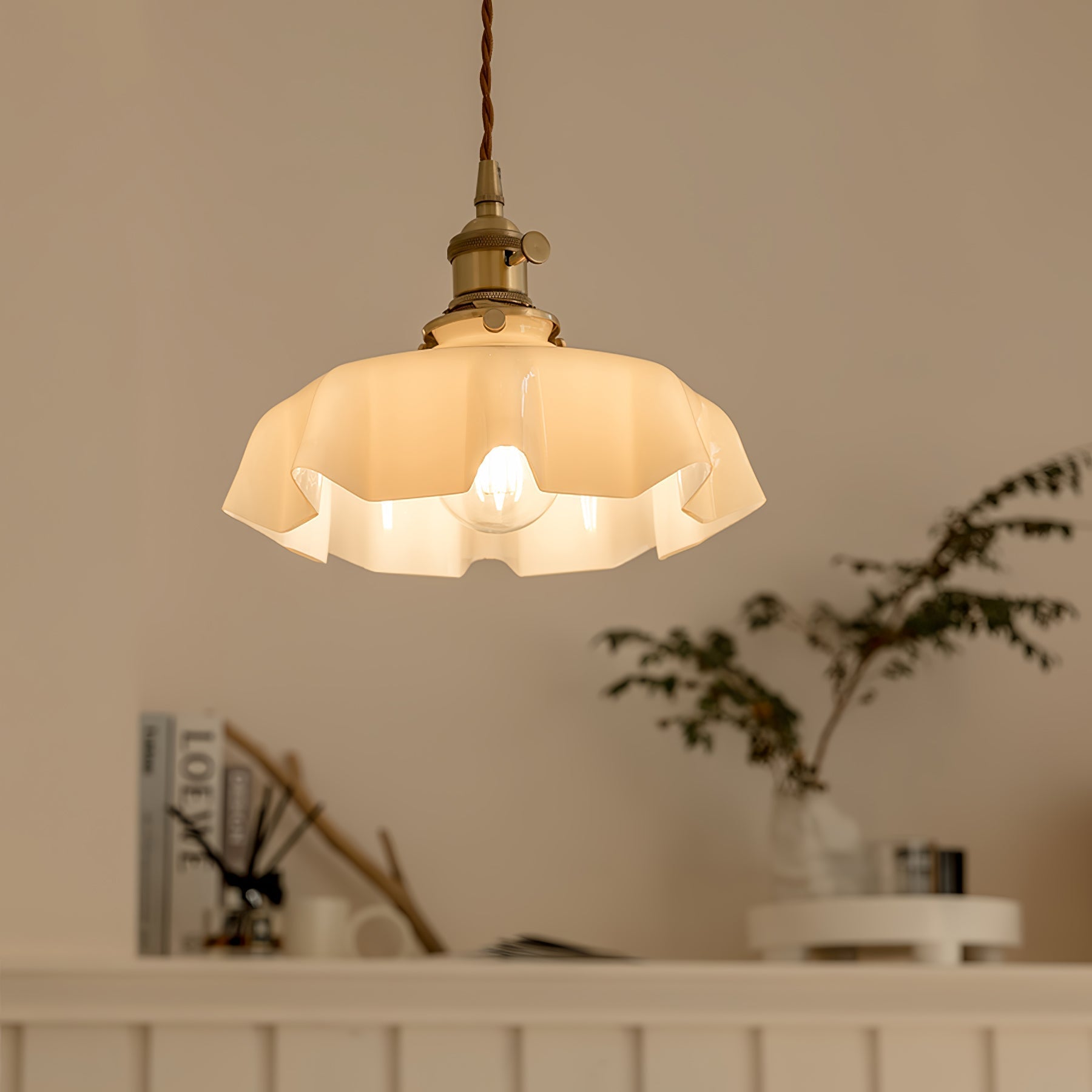 Civen Farmhouse Ruffled Pendant Light - Neutralighting