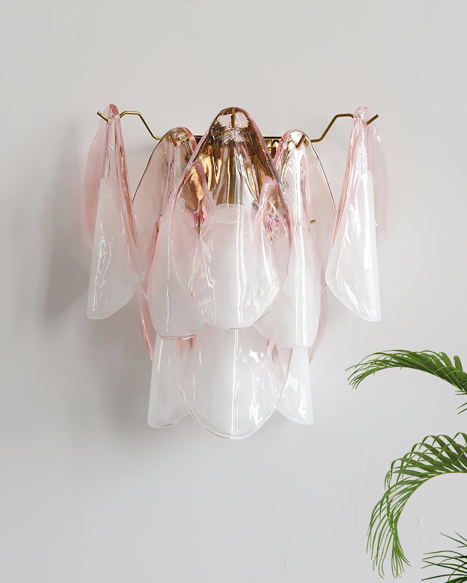 Opheli Petal Glass Wall Lamp - Neutralighting