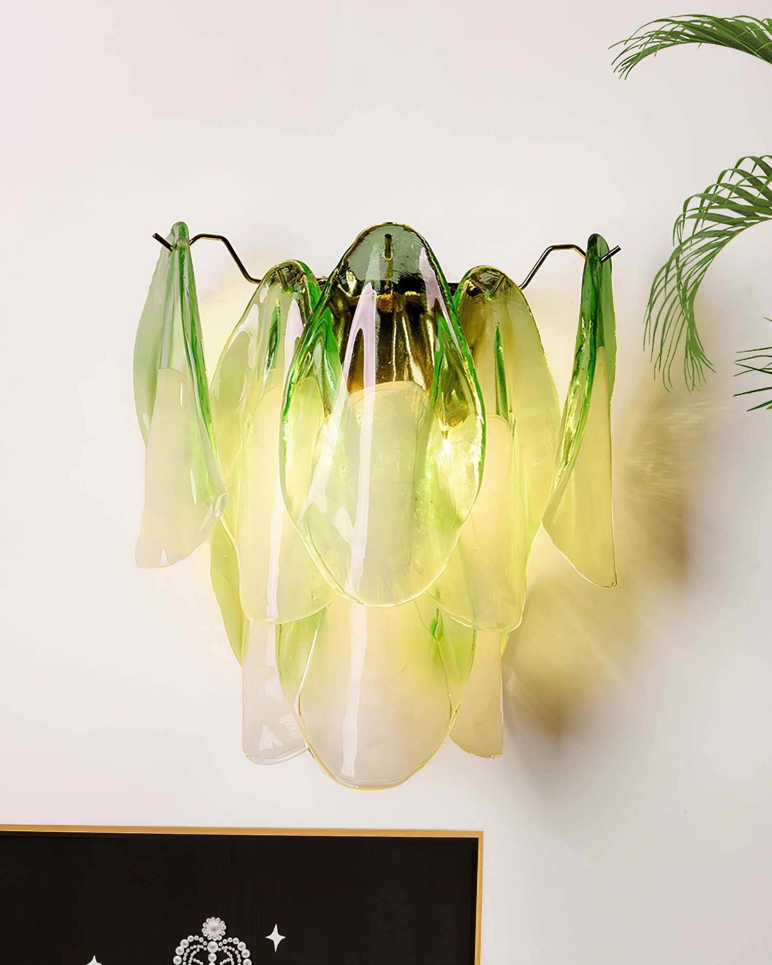 Opheli Petal Glass Wall Lamp - Neutralighting