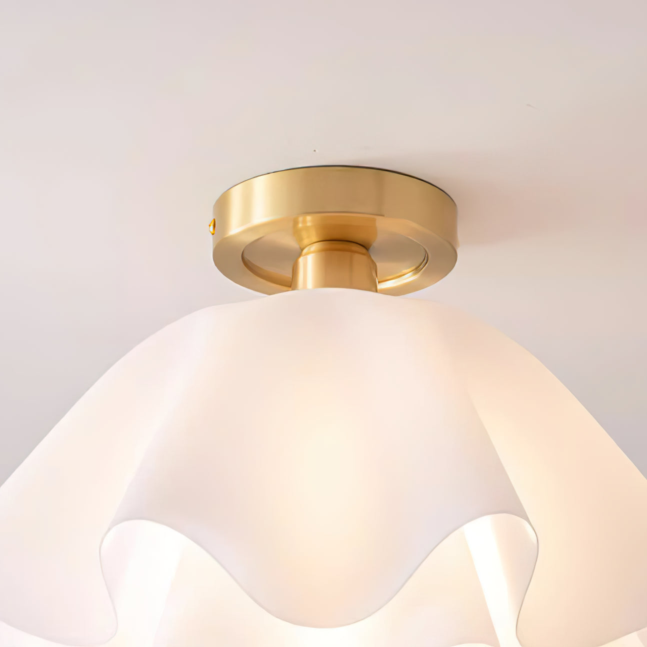 Menro Ceiling Light Flower-Shape - Neutralighting