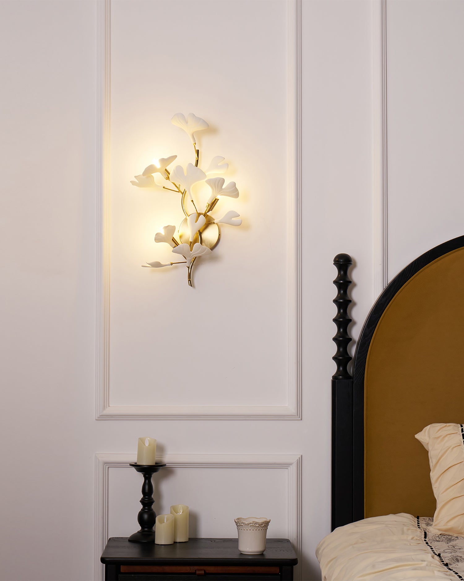 Wall Lamp Gingko Ceramic Petal Shades Gold Art Nouveau - Neutralighting