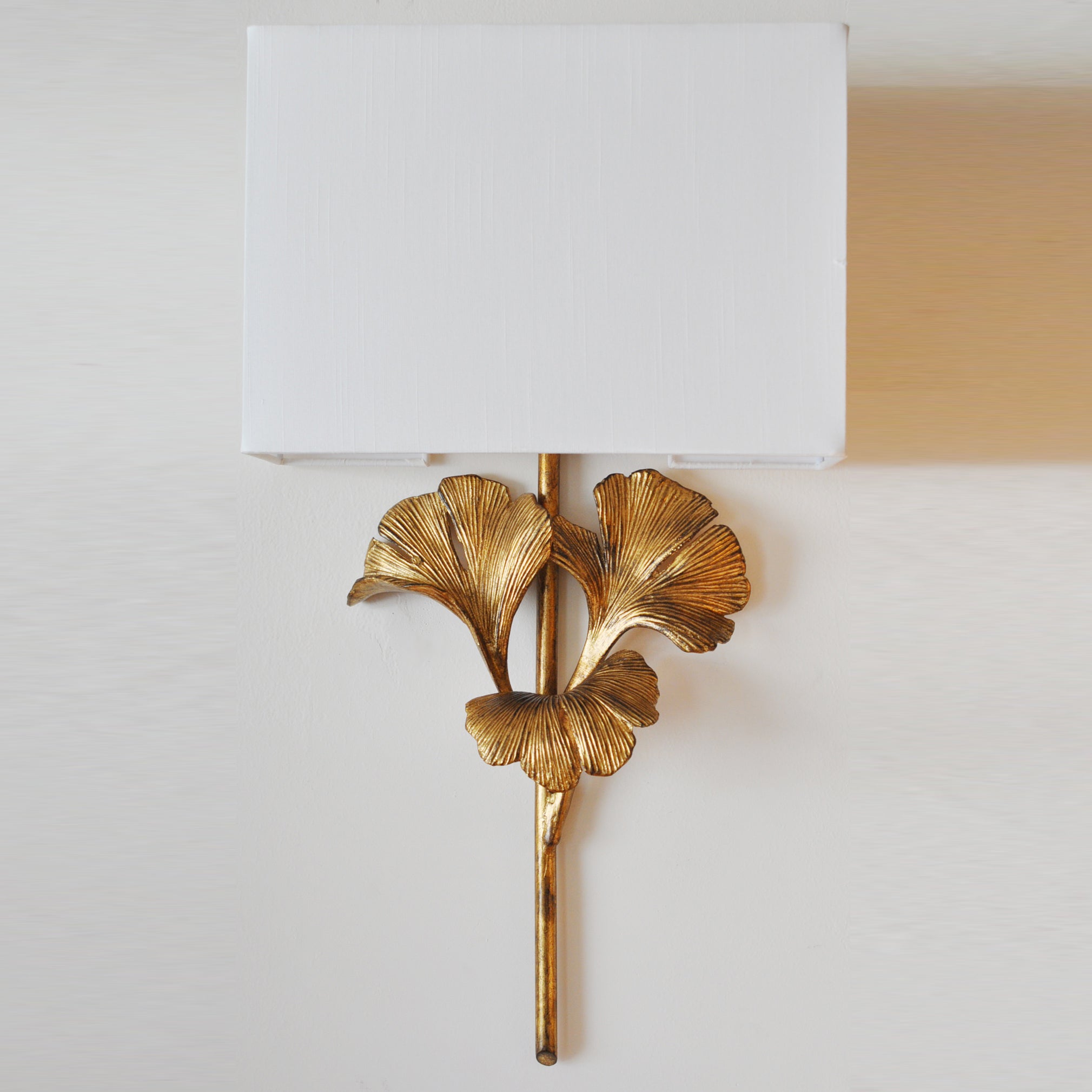Daisy Wall Lamp Ginkgo Leaf - Neutralighting
