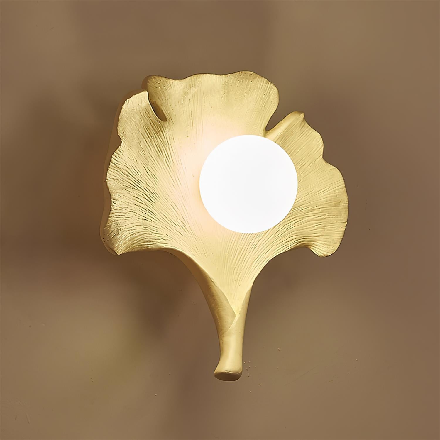 Olivia Ginkgo Leaf Shape Wall Lamp - Neutralighting