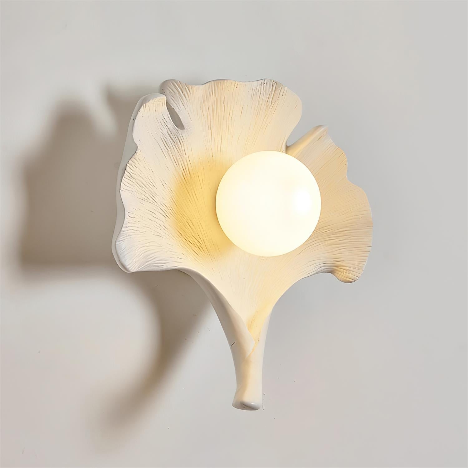 Olivia Ginkgo Leaf Shape Wall Lamp - Neutralighting