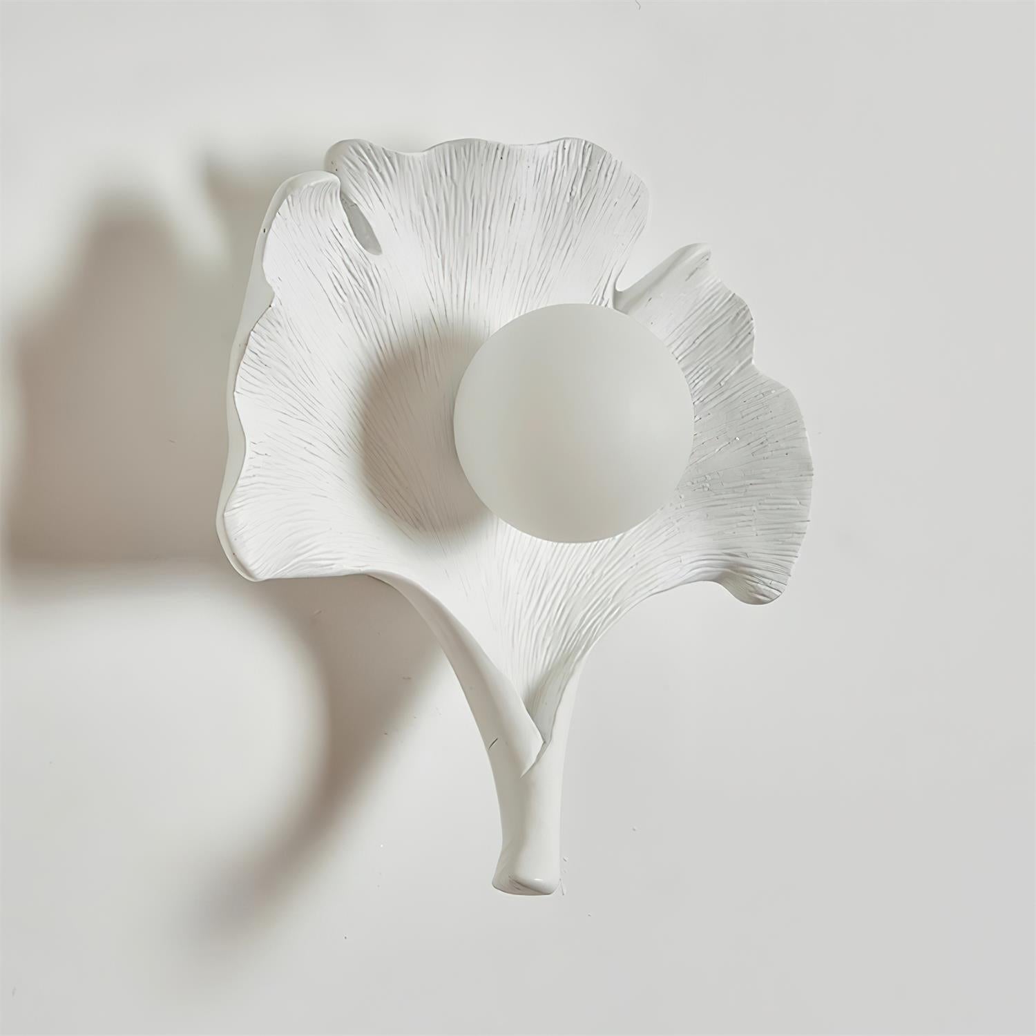 Olivia Ginkgo Leaf Shape Wall Lamp - Neutralighting