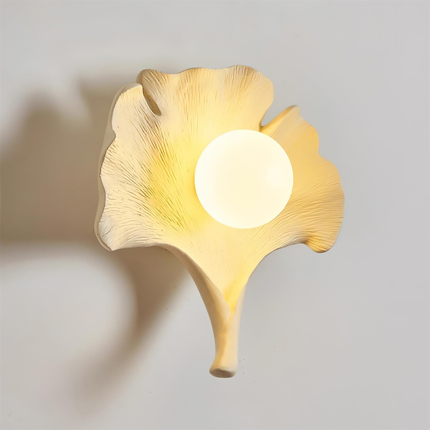 Olivia Ginkgo Leaf Shape Wall Lamp - Neutralighting
