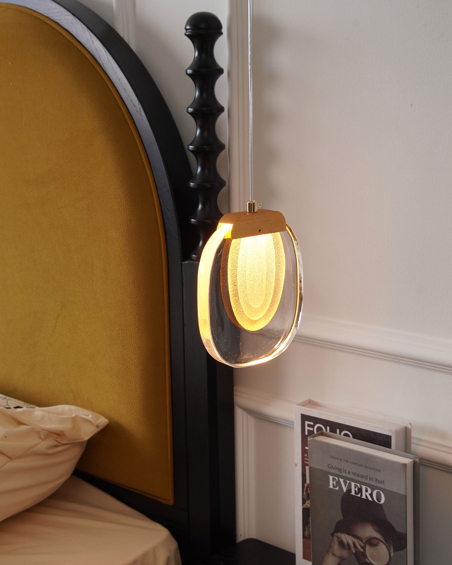 Avesia Minimalist Glass Pendant Light Staircase - Neutralighting