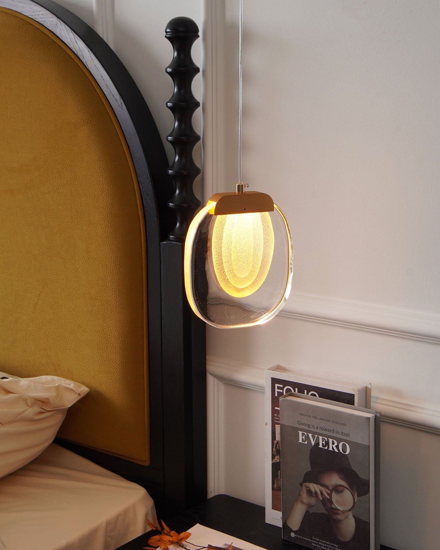 Avesia Minimalist Glass Pendant Light Staircase - Neutralighting