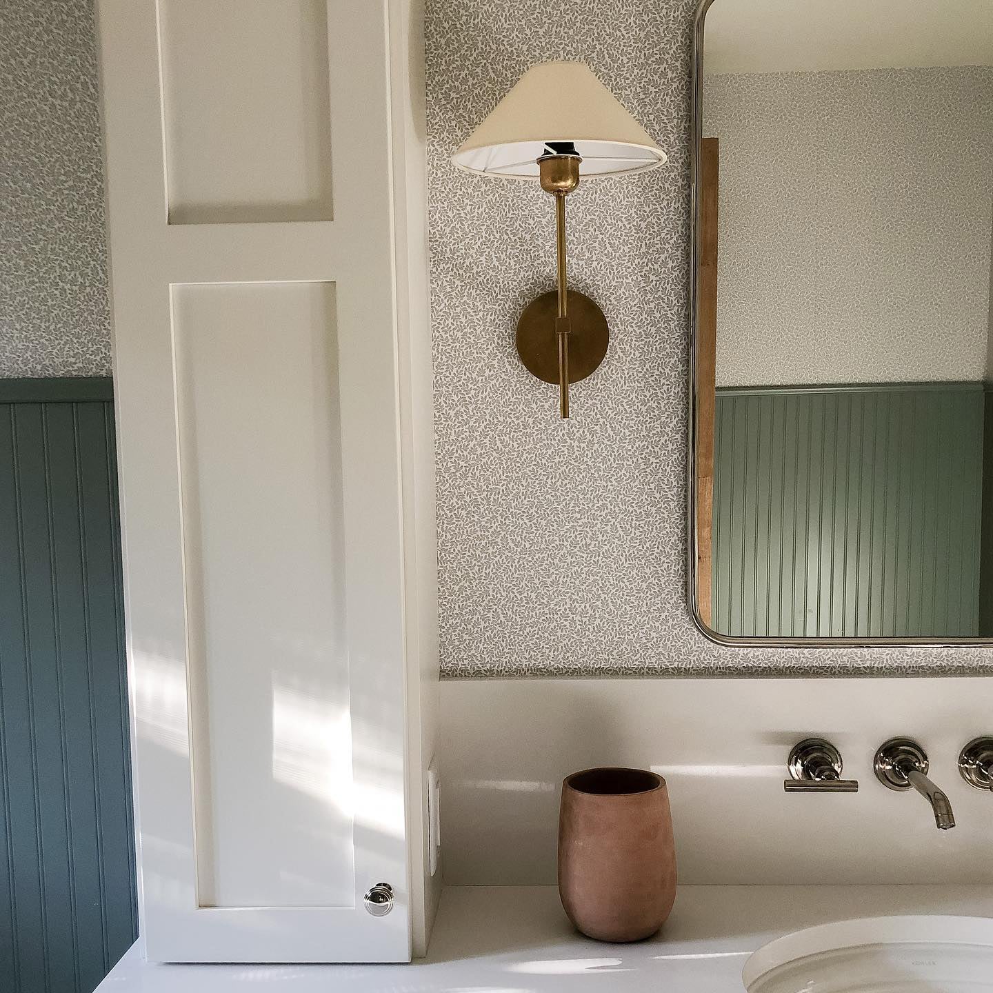 Genevieve Wall Lamp Fabric - Neutralighting