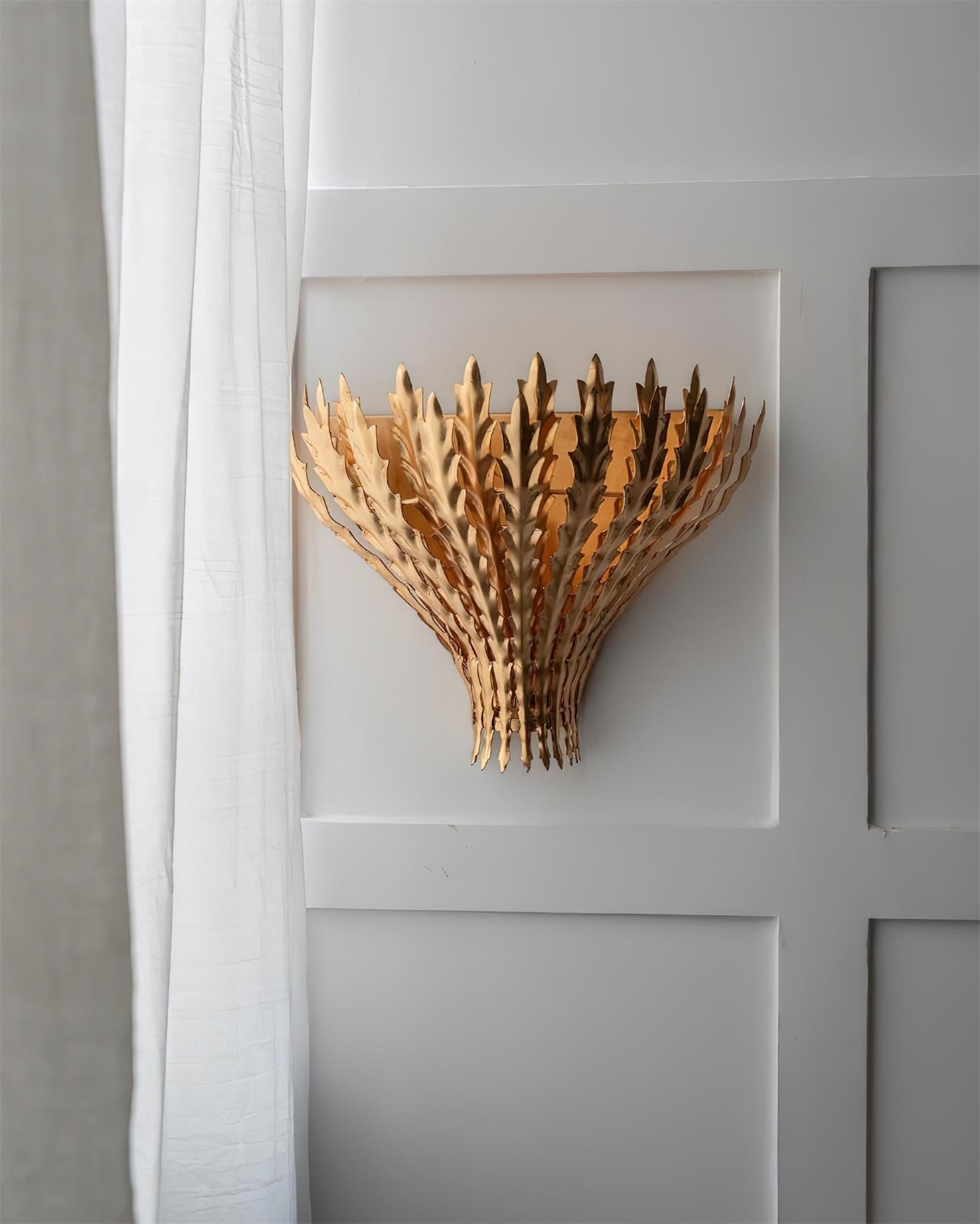 Wall Light Handmade Leaf Motif Metal Body Elegant Sconce - Neutralighting
