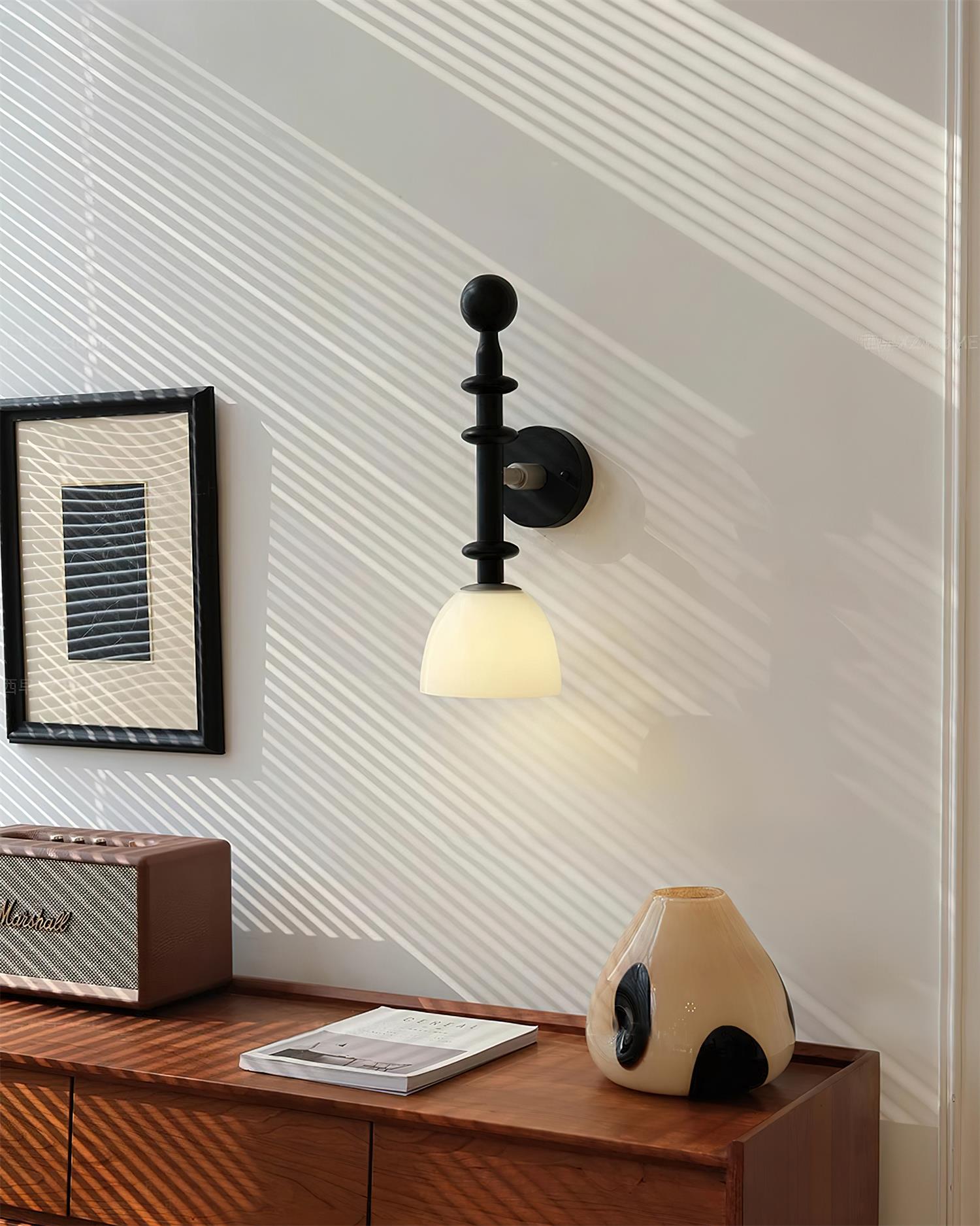 Pivelo Wooden Wall Lamp - Neutralighting