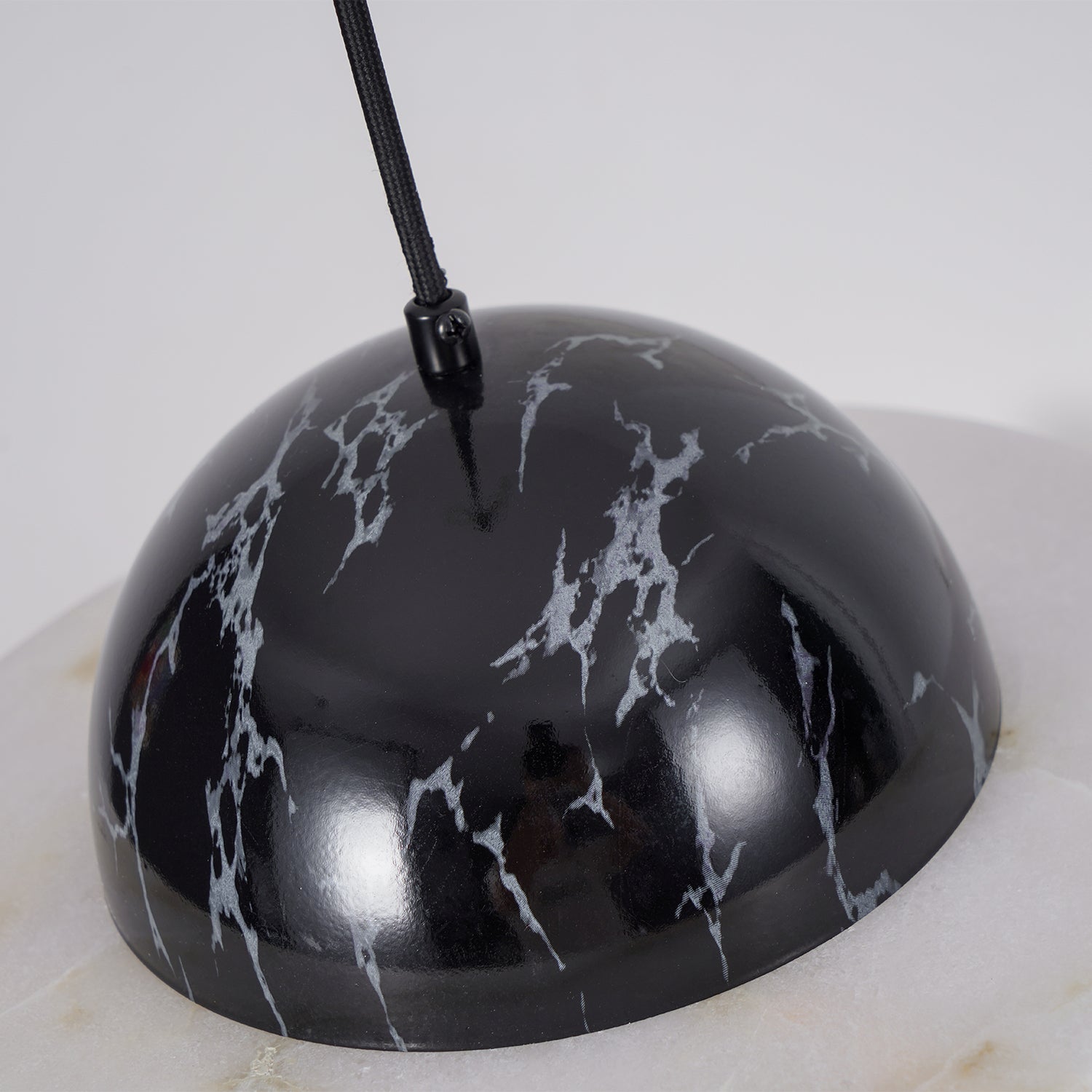 Jutta Pendant Lamp Marble Leather Fusion - Neutralighting