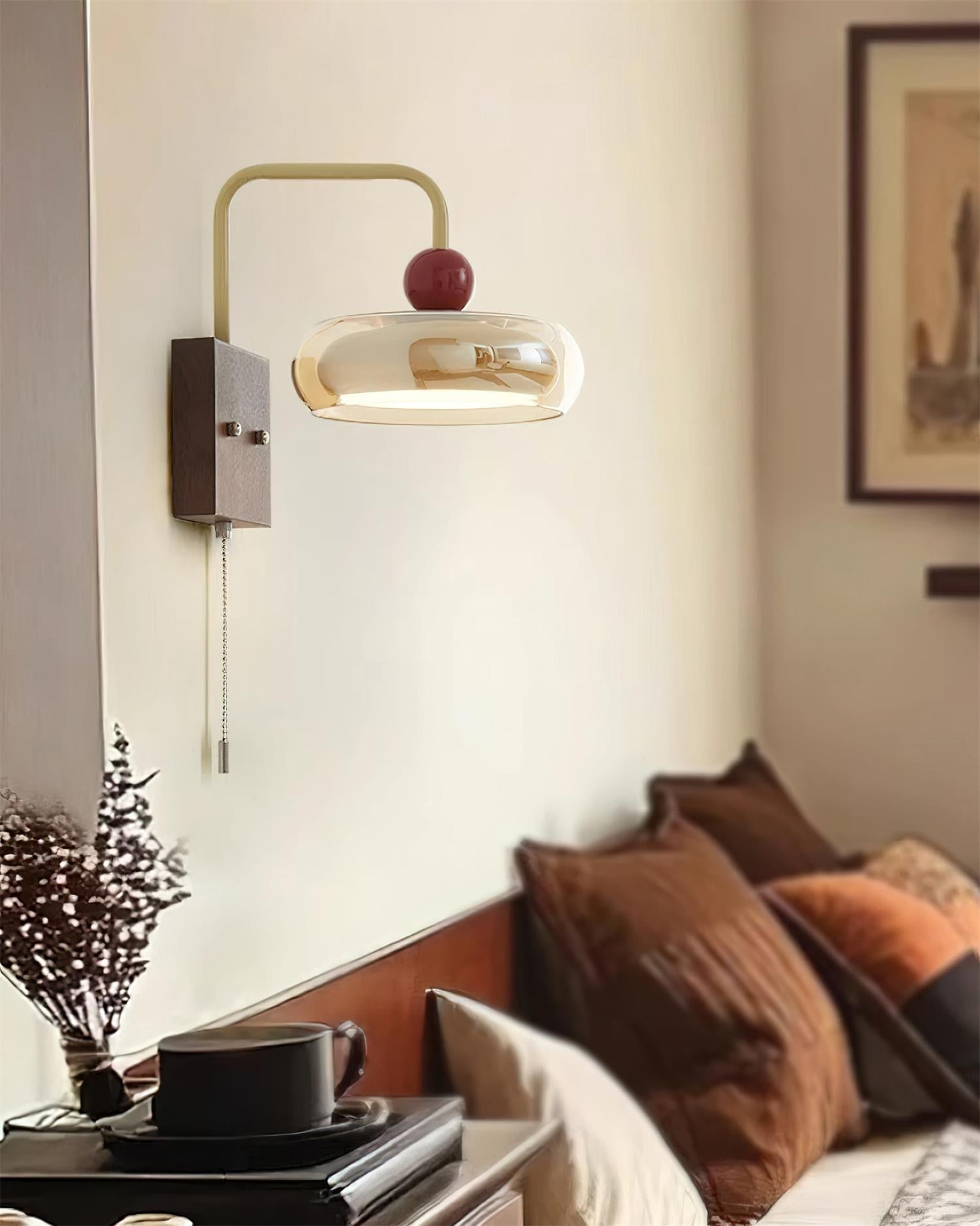 Eplio Retro Metal & Glass Wall Lamp - Neutralighting