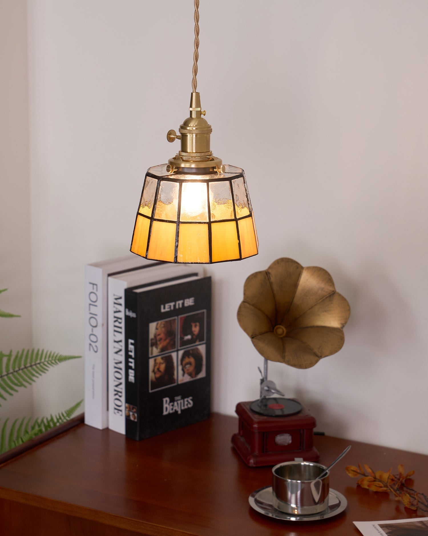 Pendant Lamp Stained Glass Shade Vintage Pattern Brass Retro - Neutralighting
