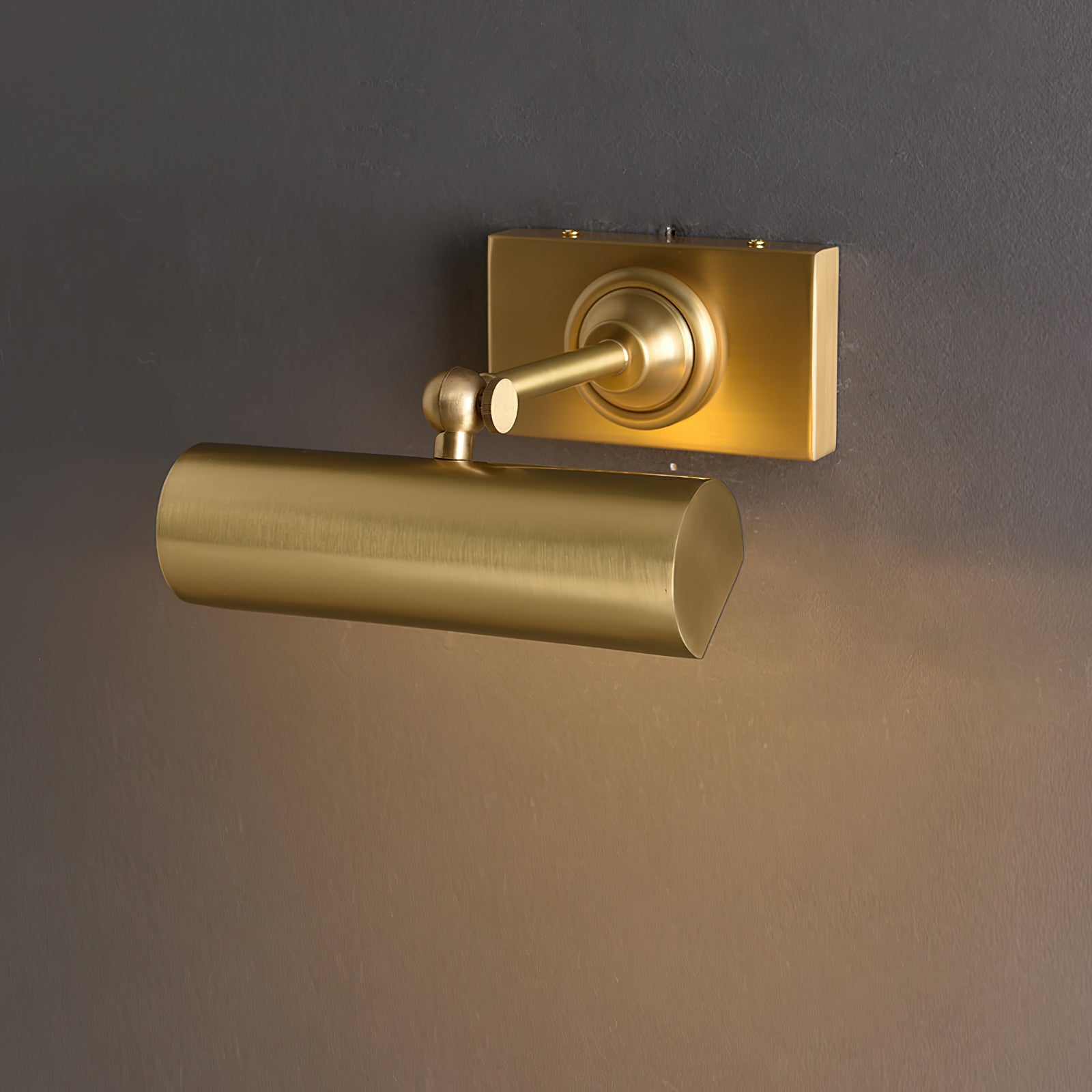 Vebilo Brass Double Wall Light - Neutralighting