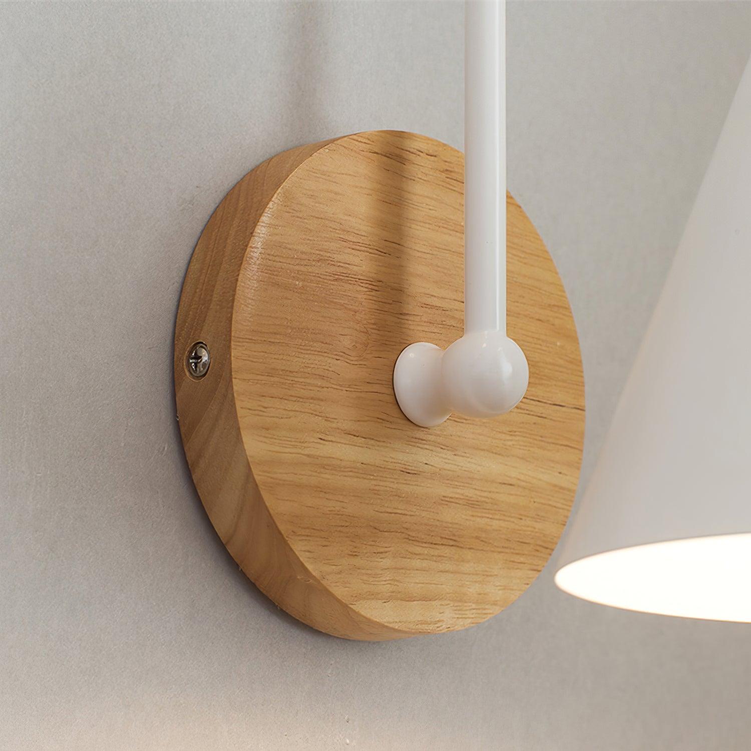 Sern Nordic Wood Wall Lamp - Neutralighting