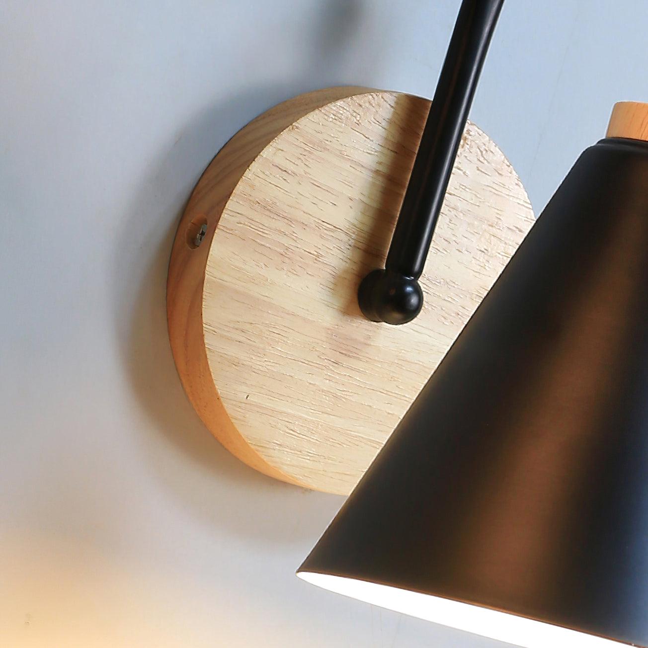 Sern Nordic Wood Wall Lamp - Neutralighting