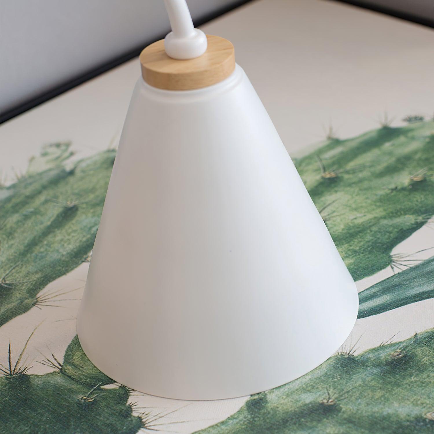 Sern Nordic Wood Wall Lamp - Neutralighting