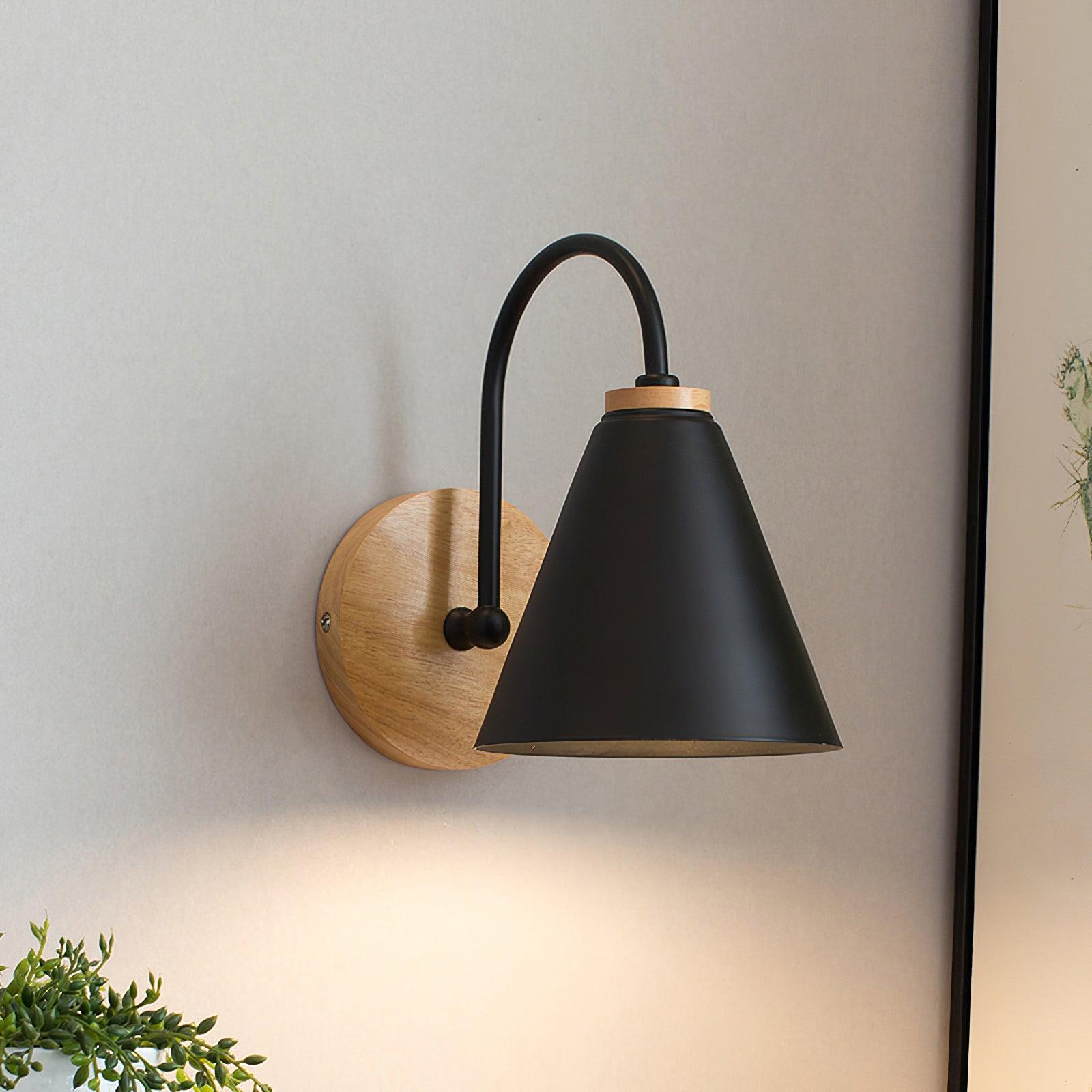 Sern Nordic Wood Wall Lamp - Neutralighting