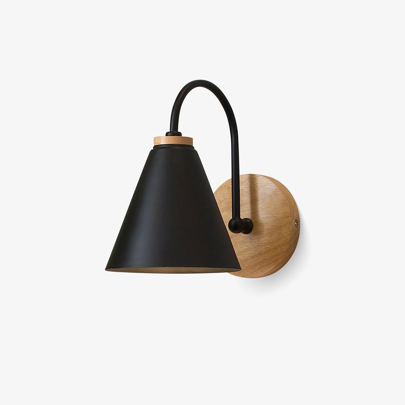 Sern Nordic Wood Wall Lamp - Neutralighting