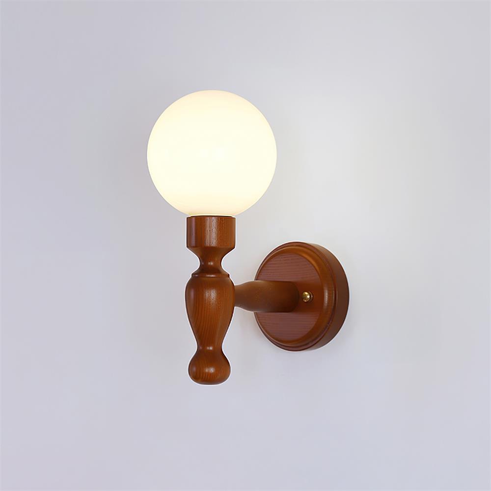 Mapleleaf Wooden Wall Lamp - Neutralighting