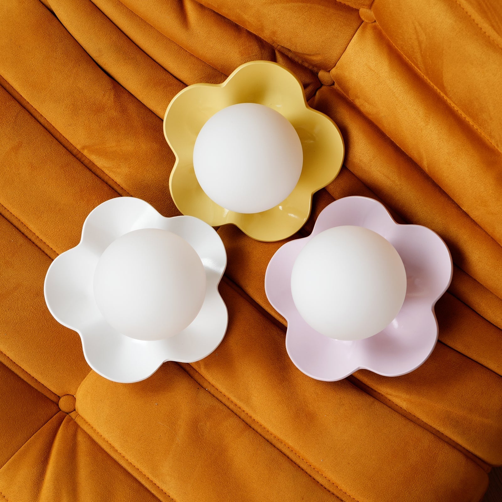 Petalia Wall Lamp - Neutralighting