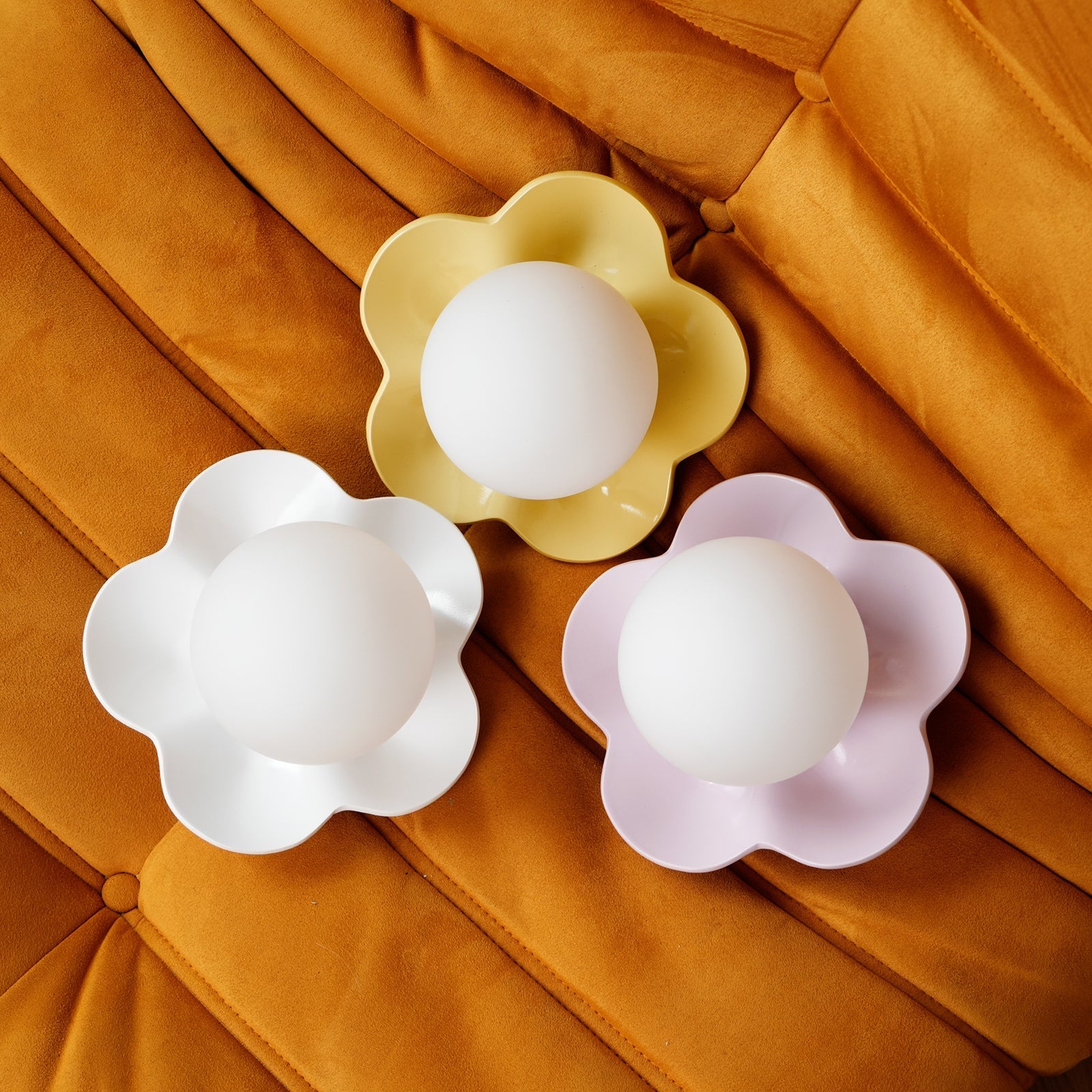 Petalia Wall Lamp - Neutralighting