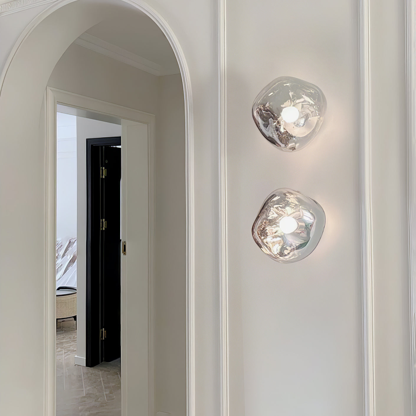 Auden Amber Glass Wall Lamp - Neutralighting