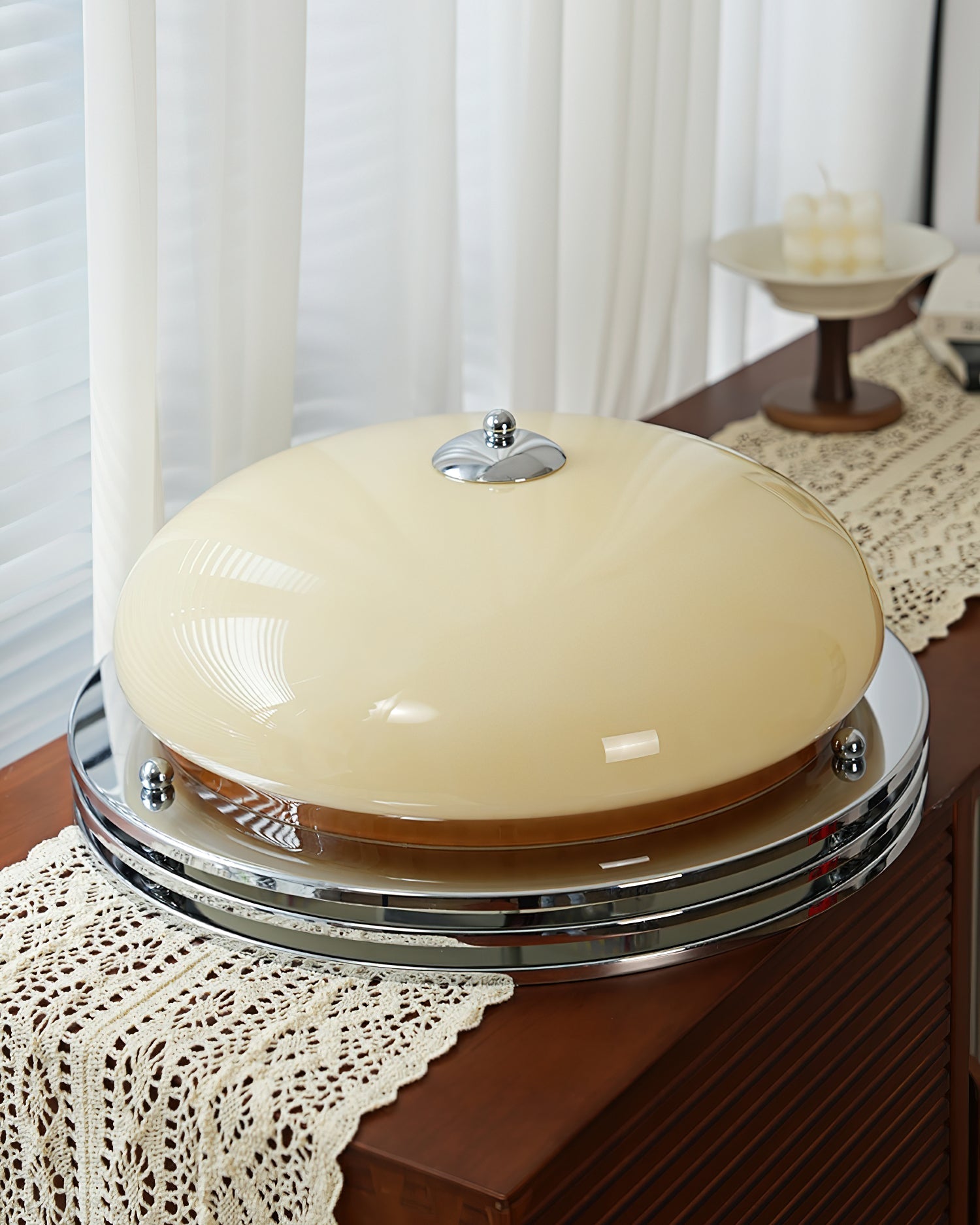Ceiling Light Metal Canopy and Glass Shade Classic Round Modern - Neutralighting